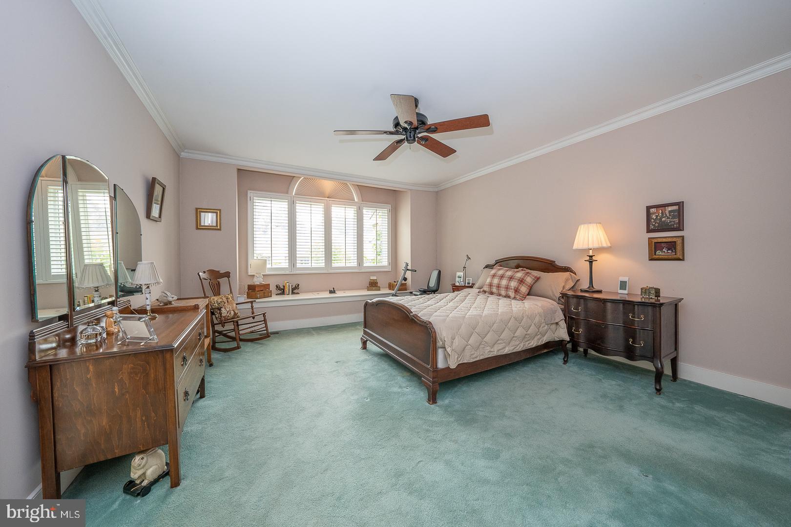 GREYTHORNE WOODS - Residential