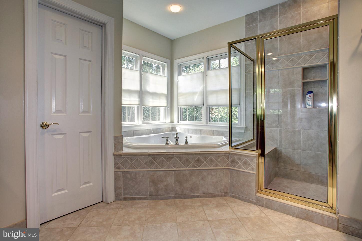 AVENEL - Residential