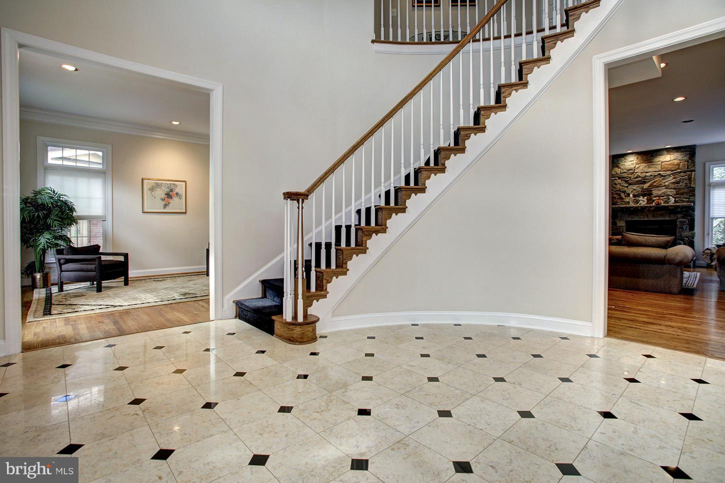 AVENEL - Residential