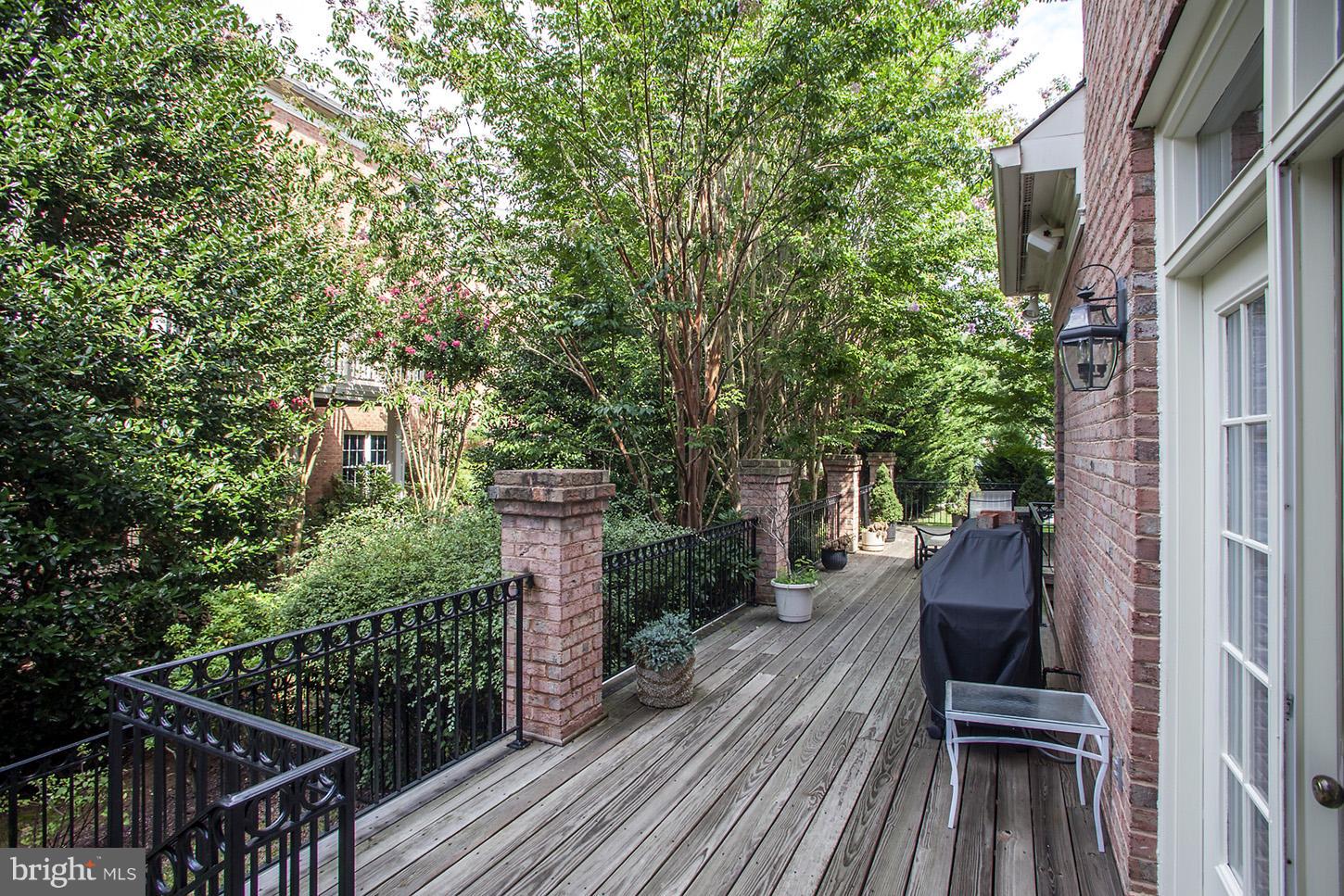 AVENEL - Residential