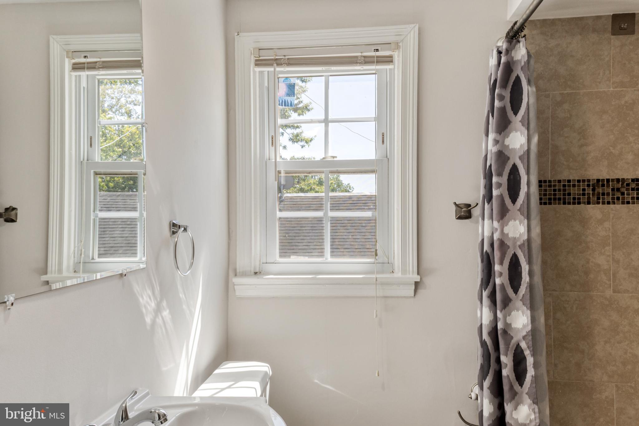 RADIANT VALLEY - Residential Lease