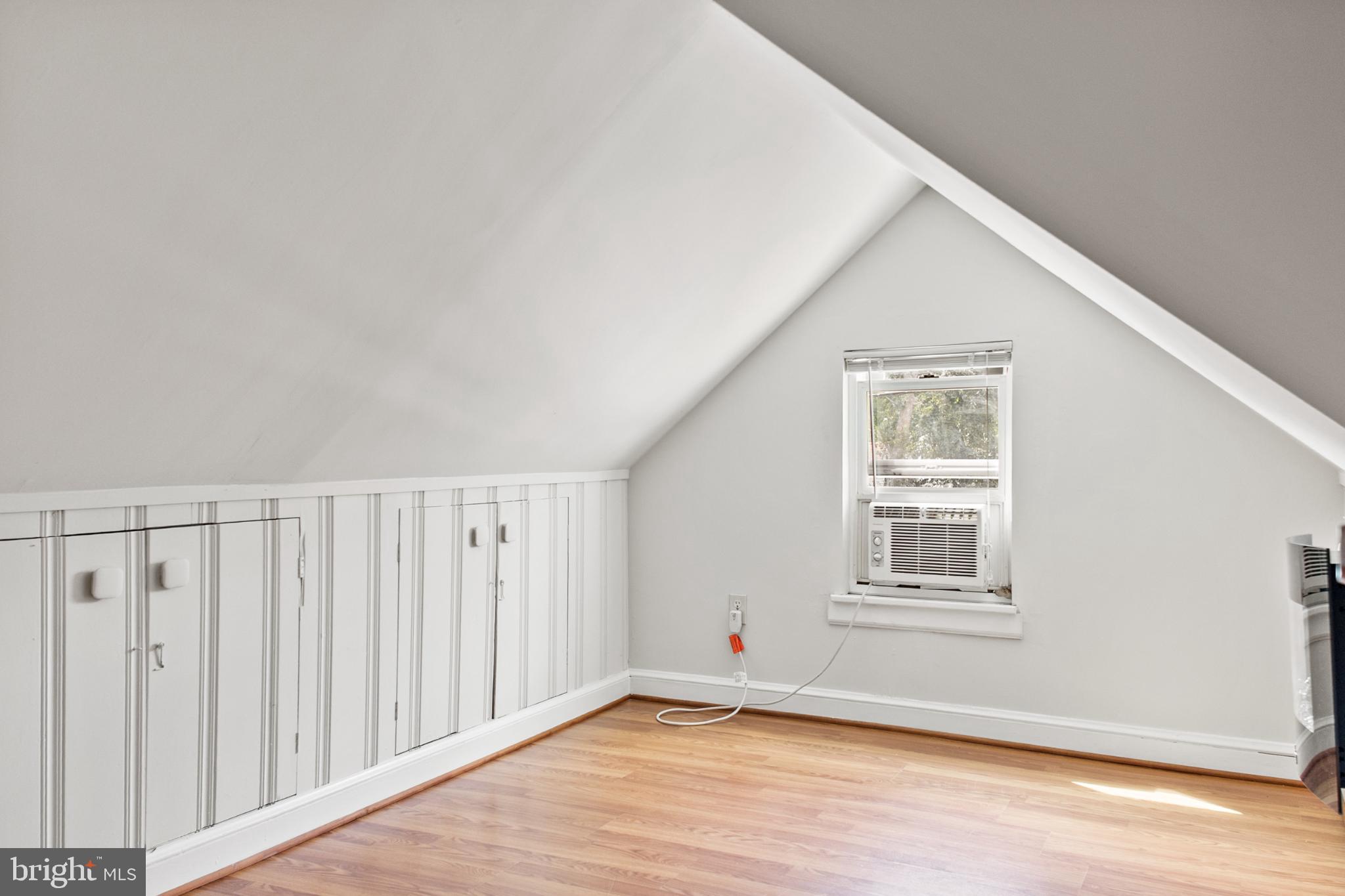 RADIANT VALLEY - Residential Lease