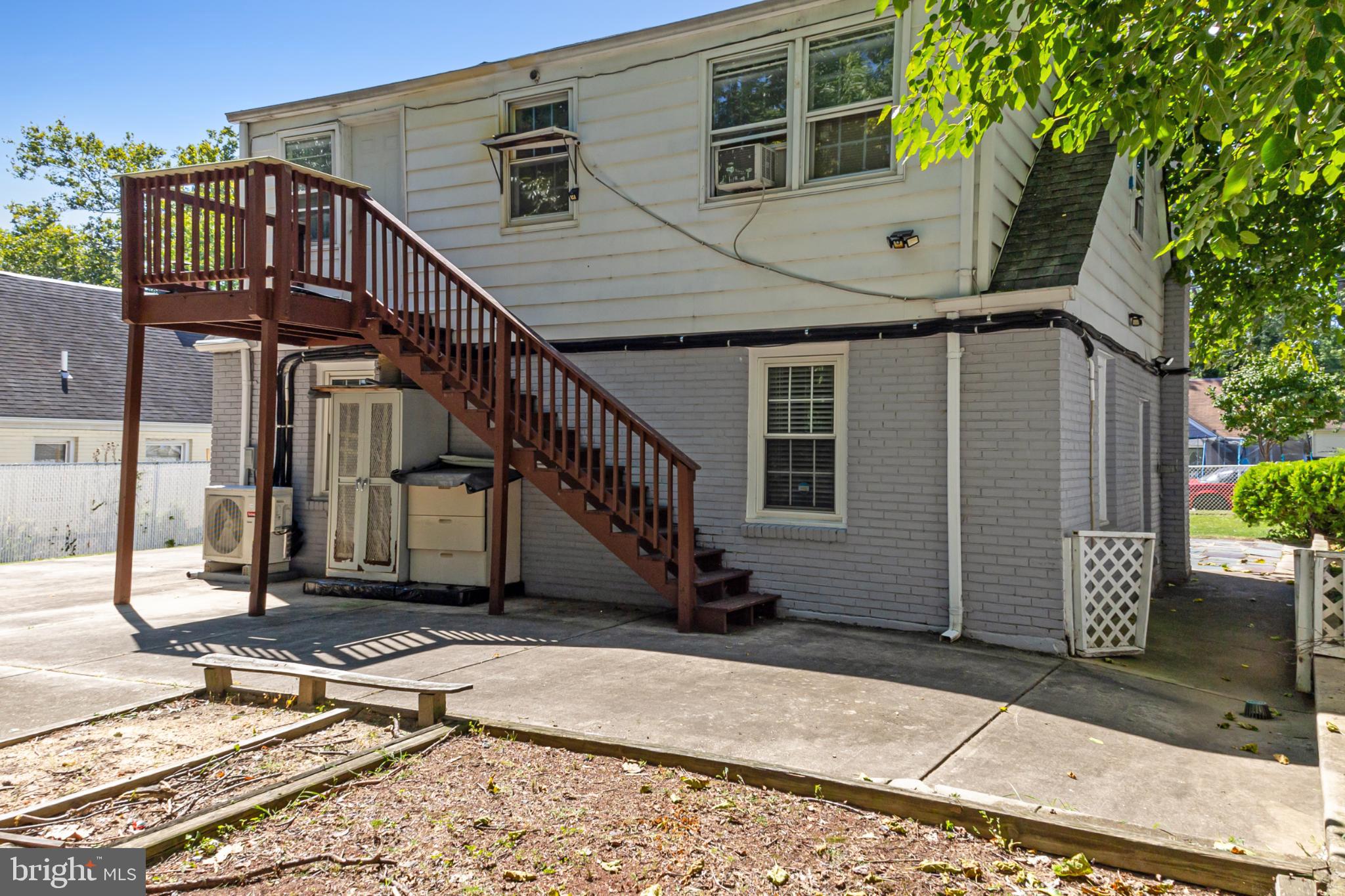 RADIANT VALLEY - Residential Lease