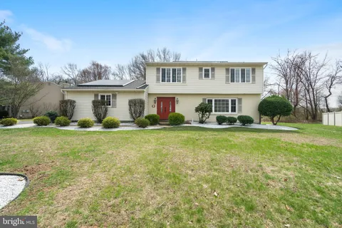 17 Wayne Way, Hightstown, NJ 08520 - MLS#: NJME2057994