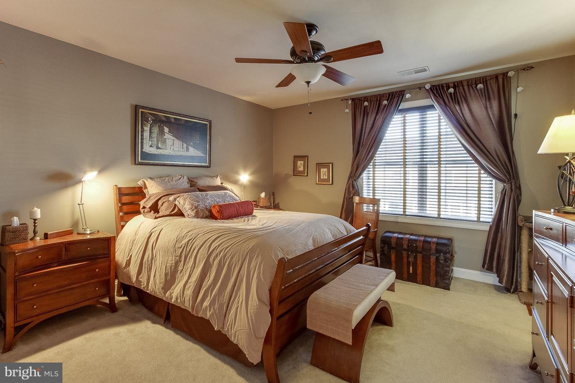 POTOMAC CLUB - Residential