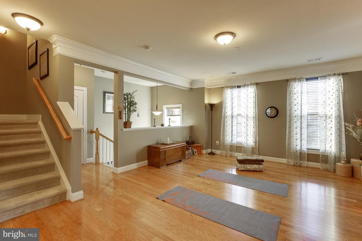 POTOMAC CLUB - Residential