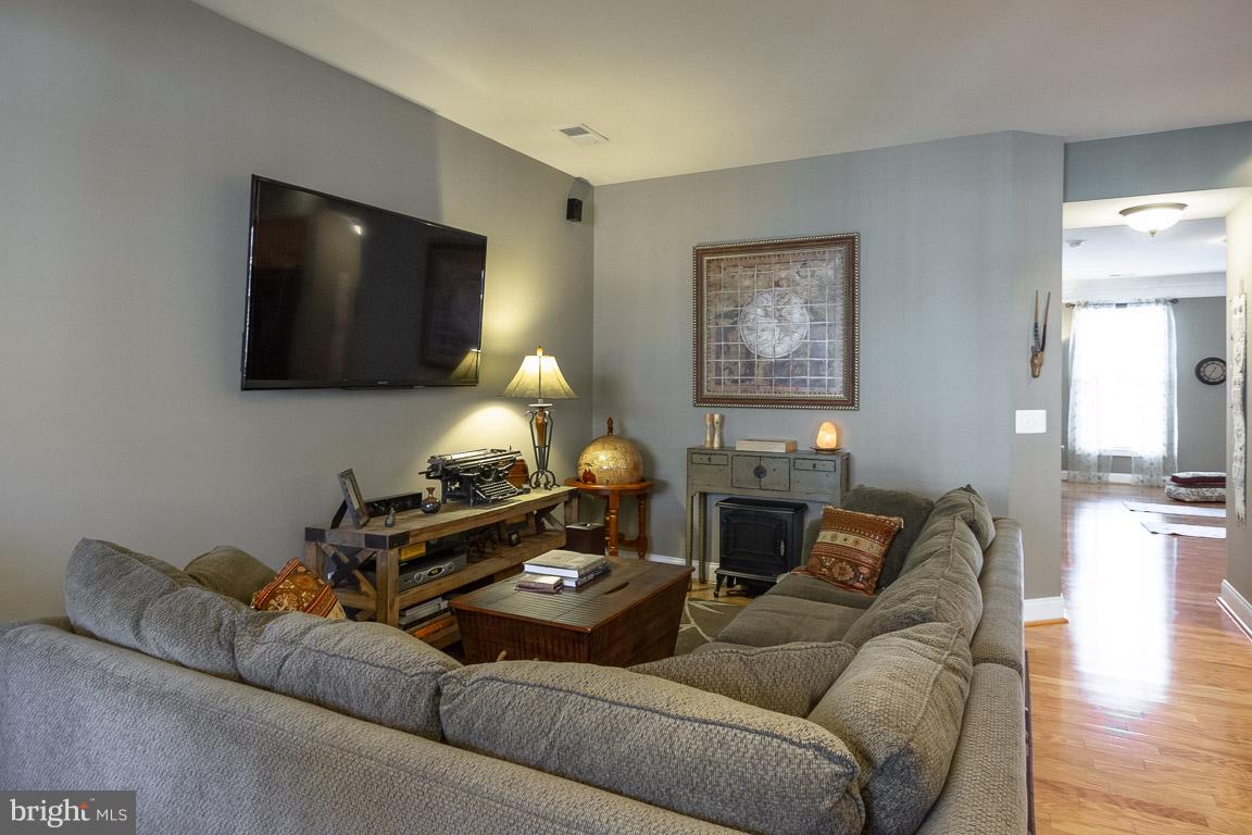 POTOMAC CLUB - Residential