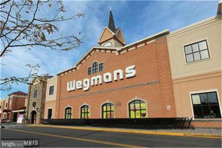 POTOMAC CLUB - Residential