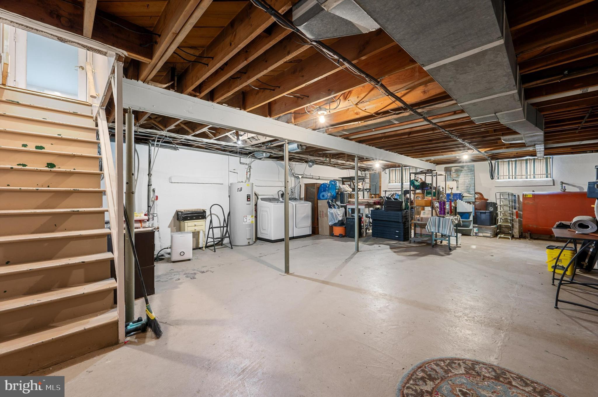 BERKELEY MANOR - Residential