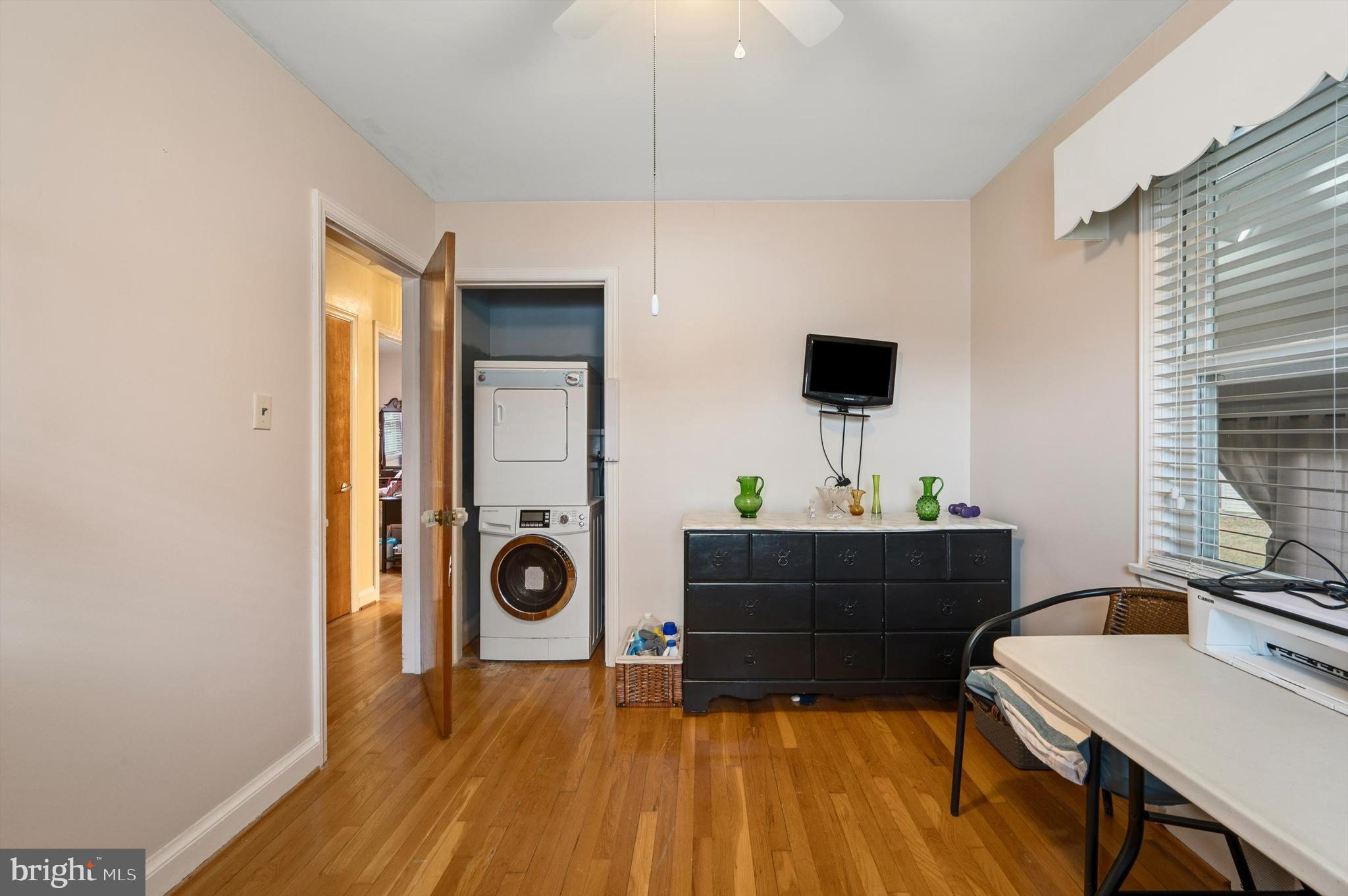 BERKELEY MANOR - Residential