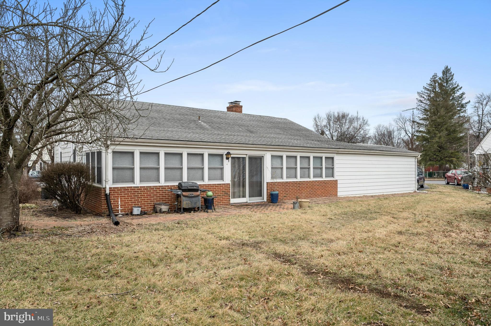 BERKELEY MANOR - Residential