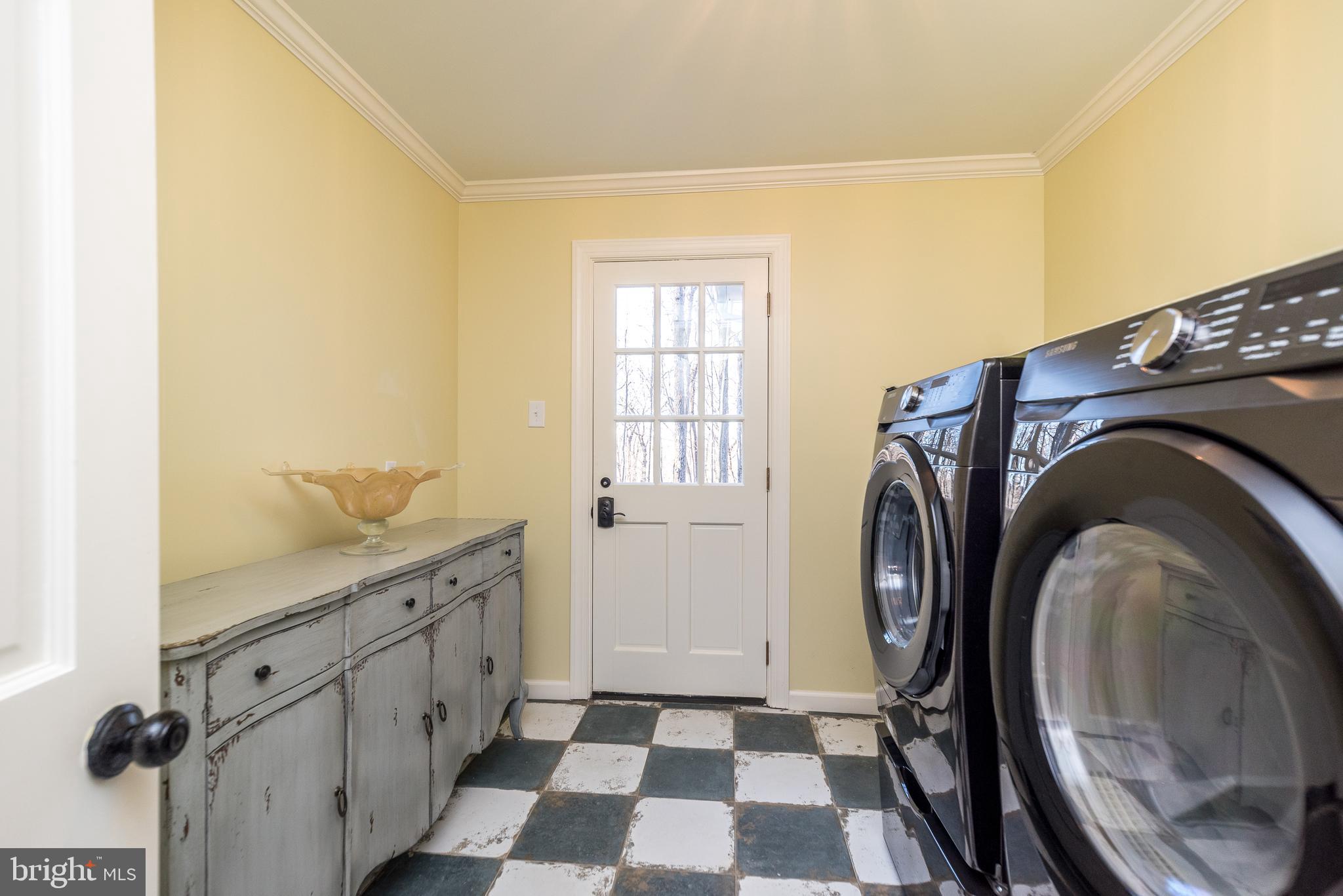 LAUREL RIDGE - Residential