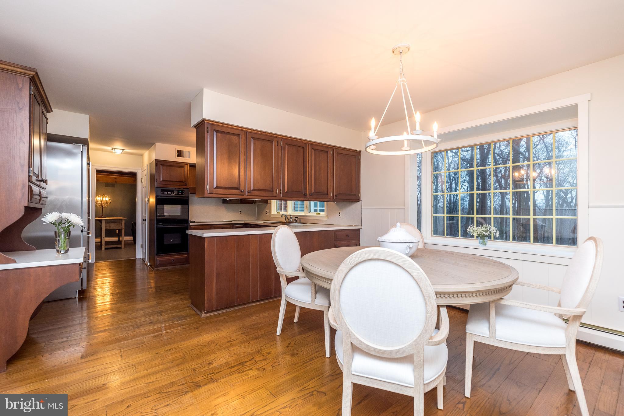 LAUREL RIDGE - Residential