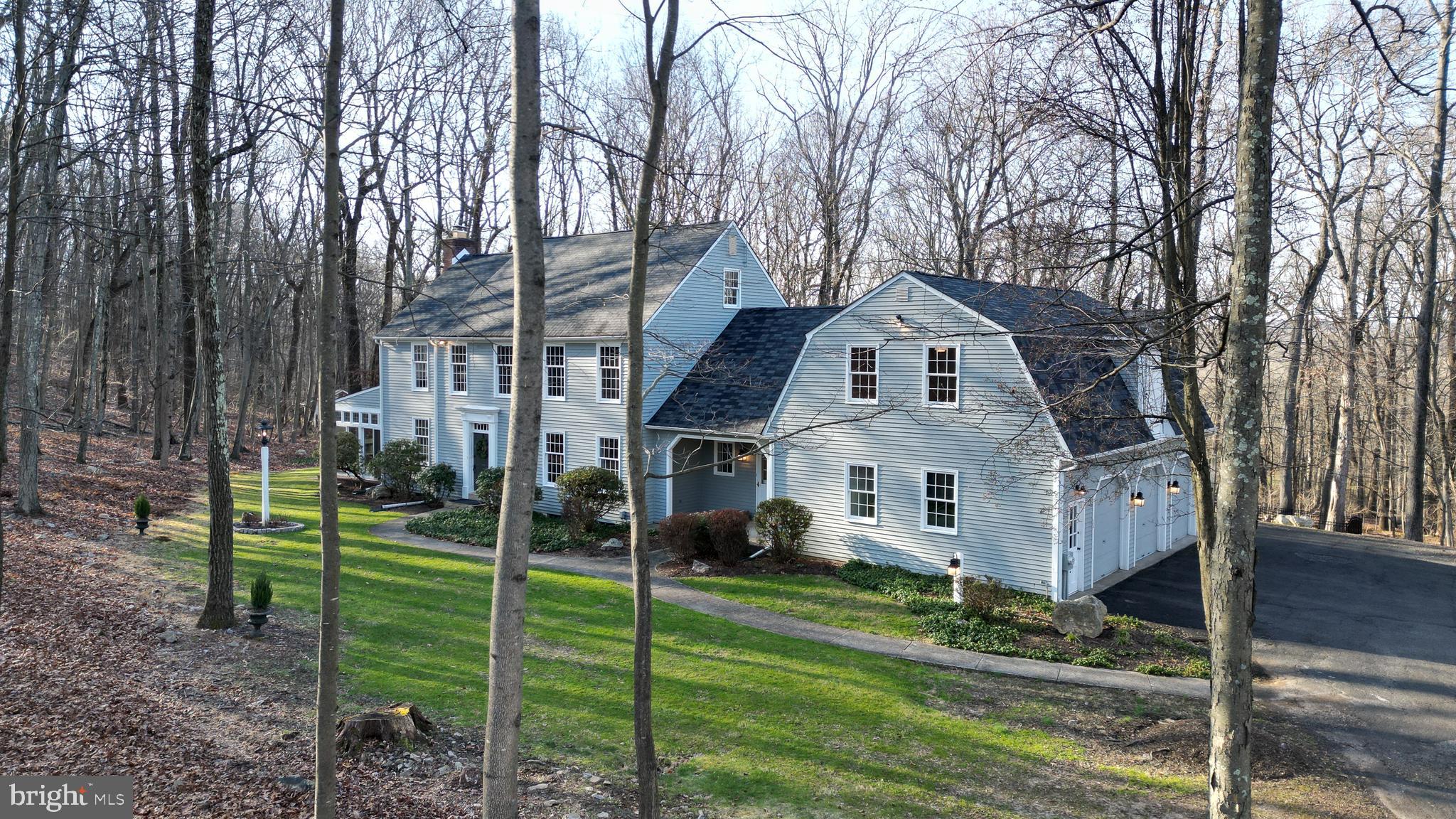 LAUREL RIDGE - Residential