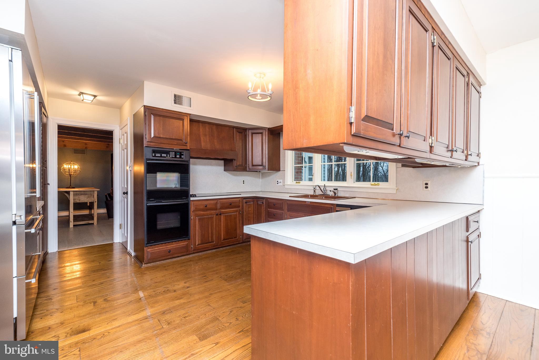 LAUREL RIDGE - Residential