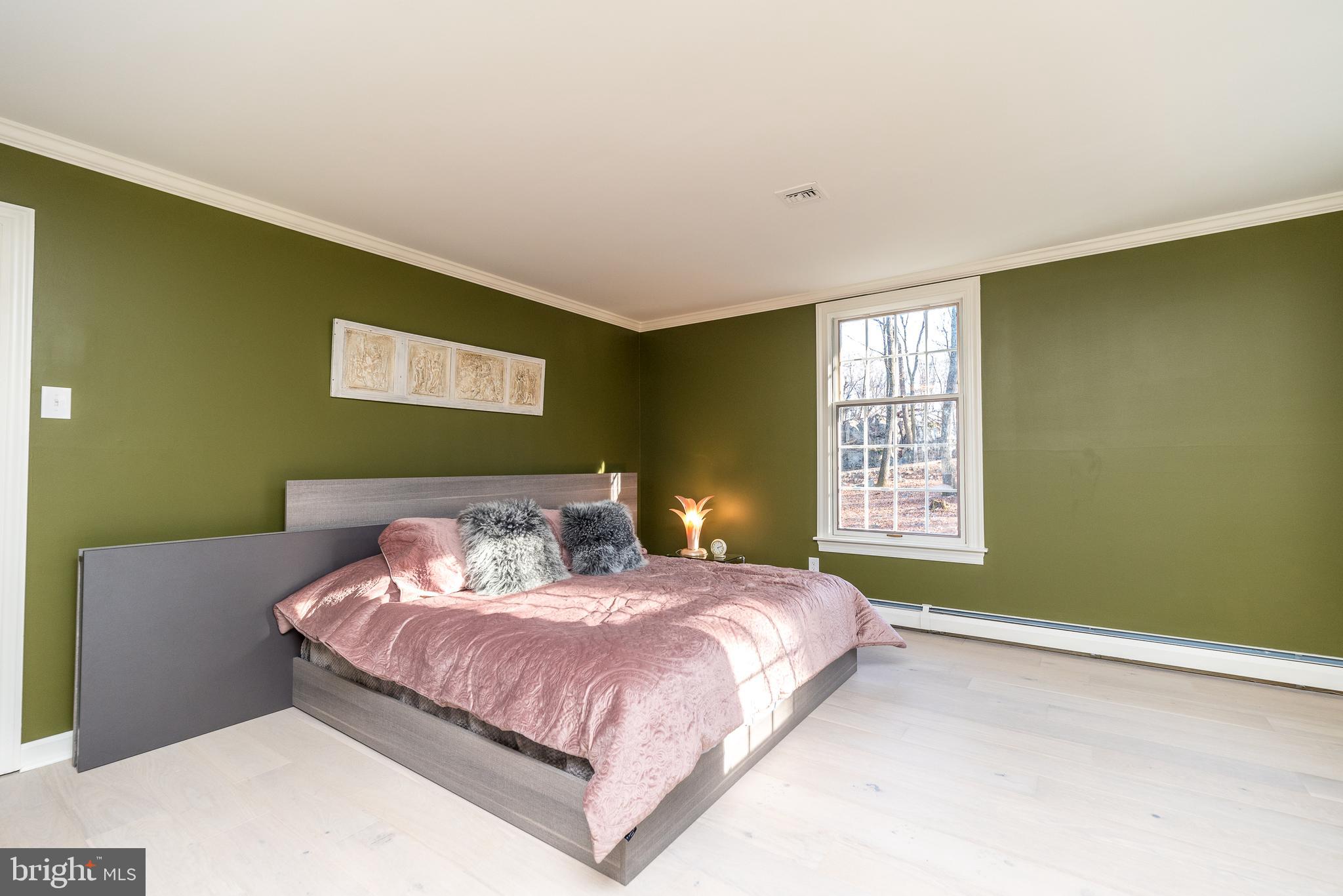 LAUREL RIDGE - Residential