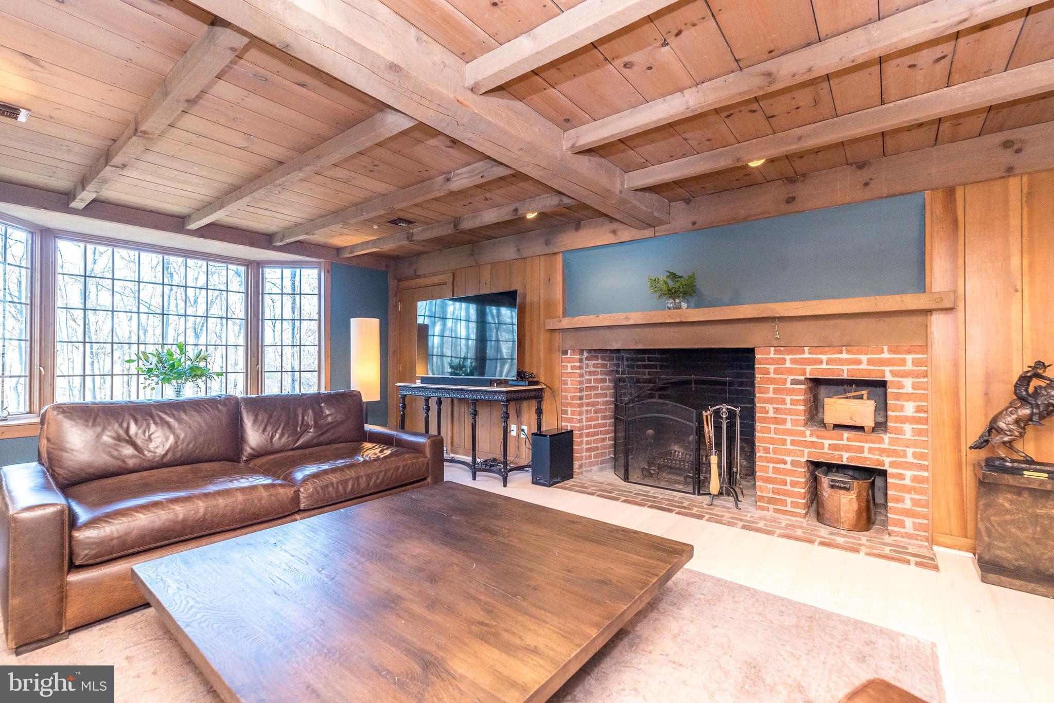 LAUREL RIDGE - Residential