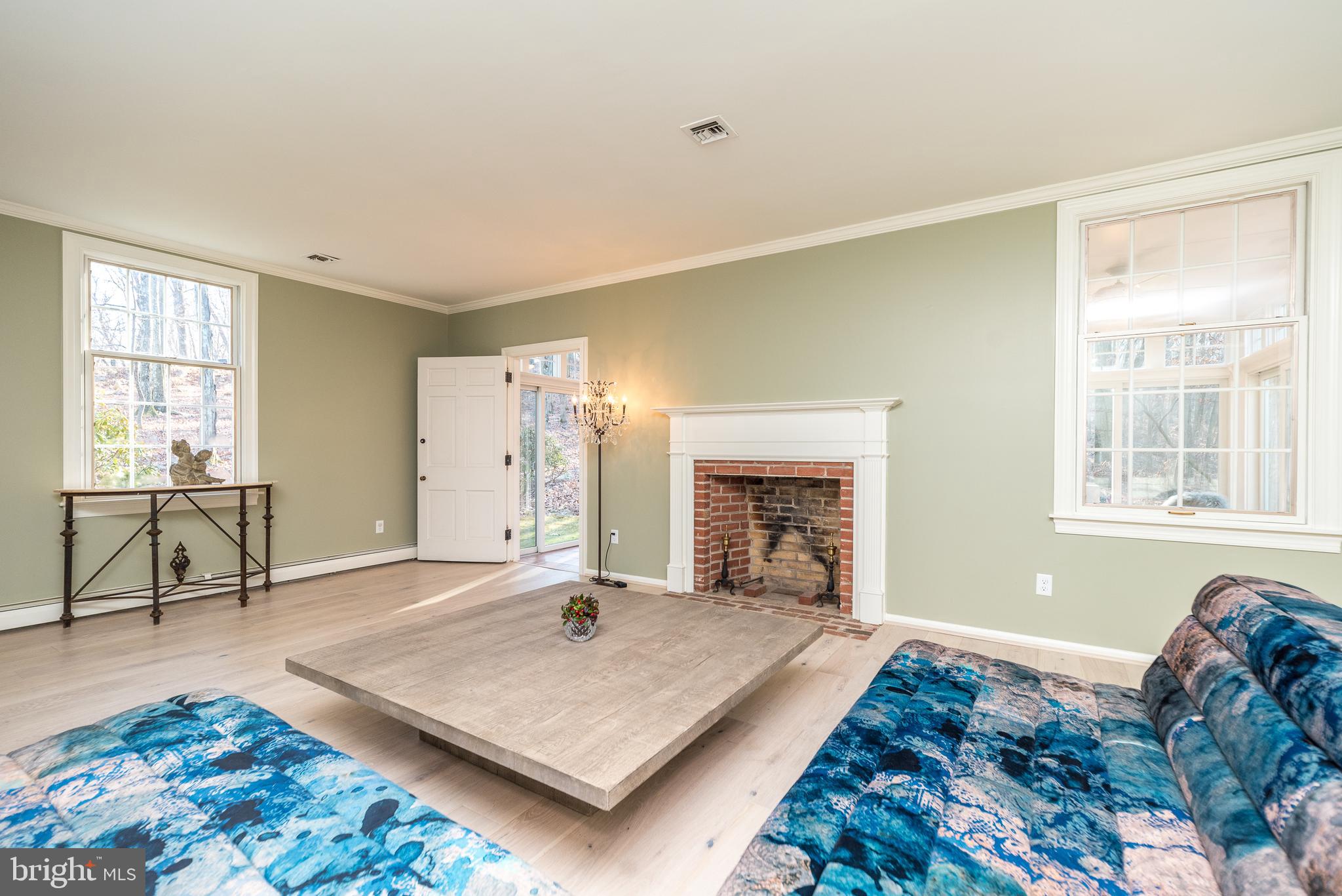 LAUREL RIDGE - Residential