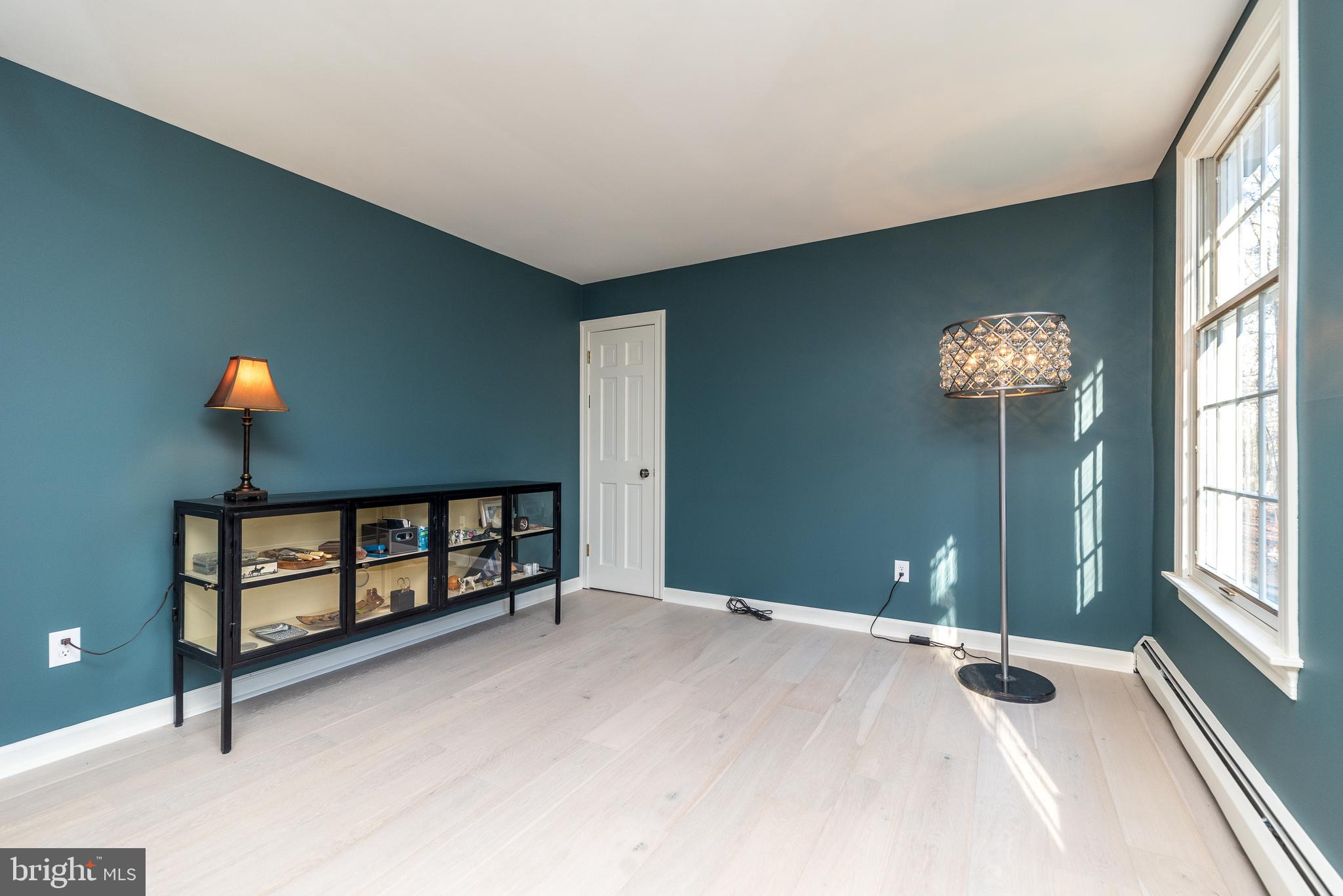 LAUREL RIDGE - Residential