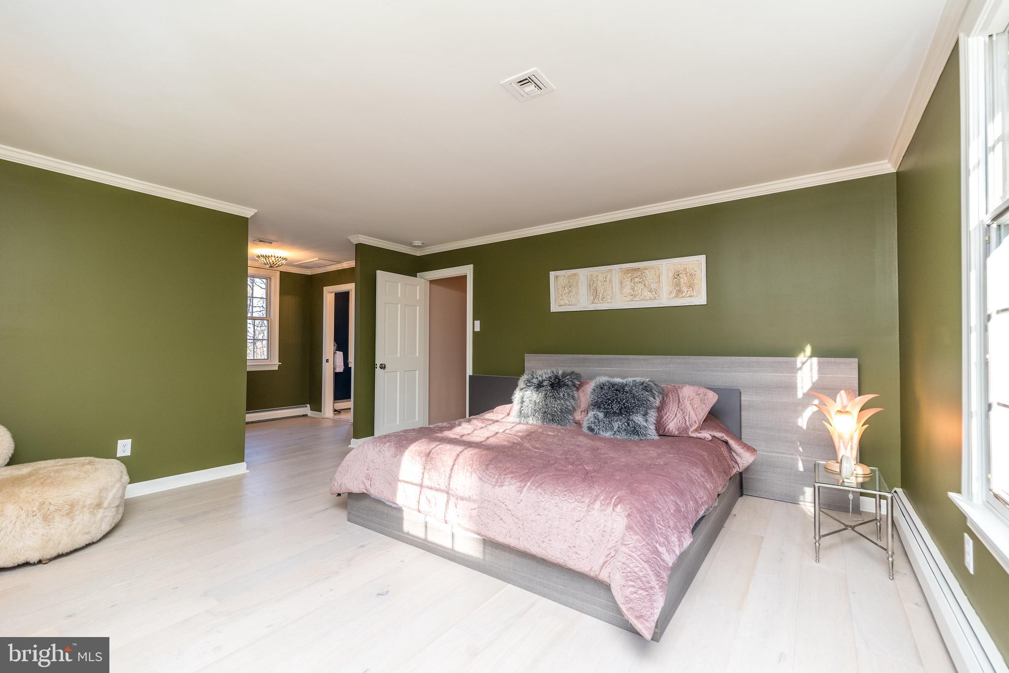 LAUREL RIDGE - Residential