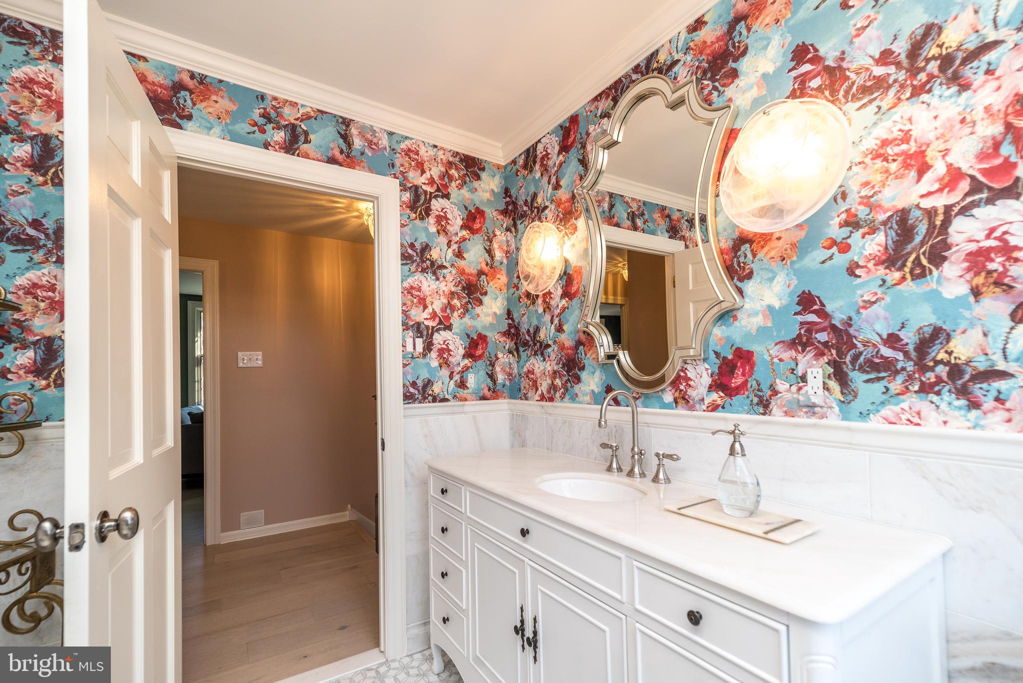 LAUREL RIDGE - Residential