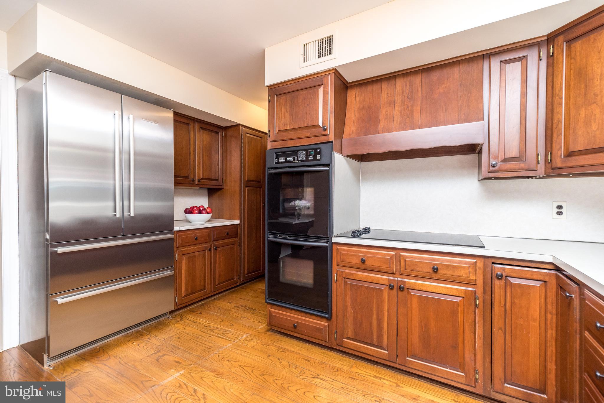 LAUREL RIDGE - Residential