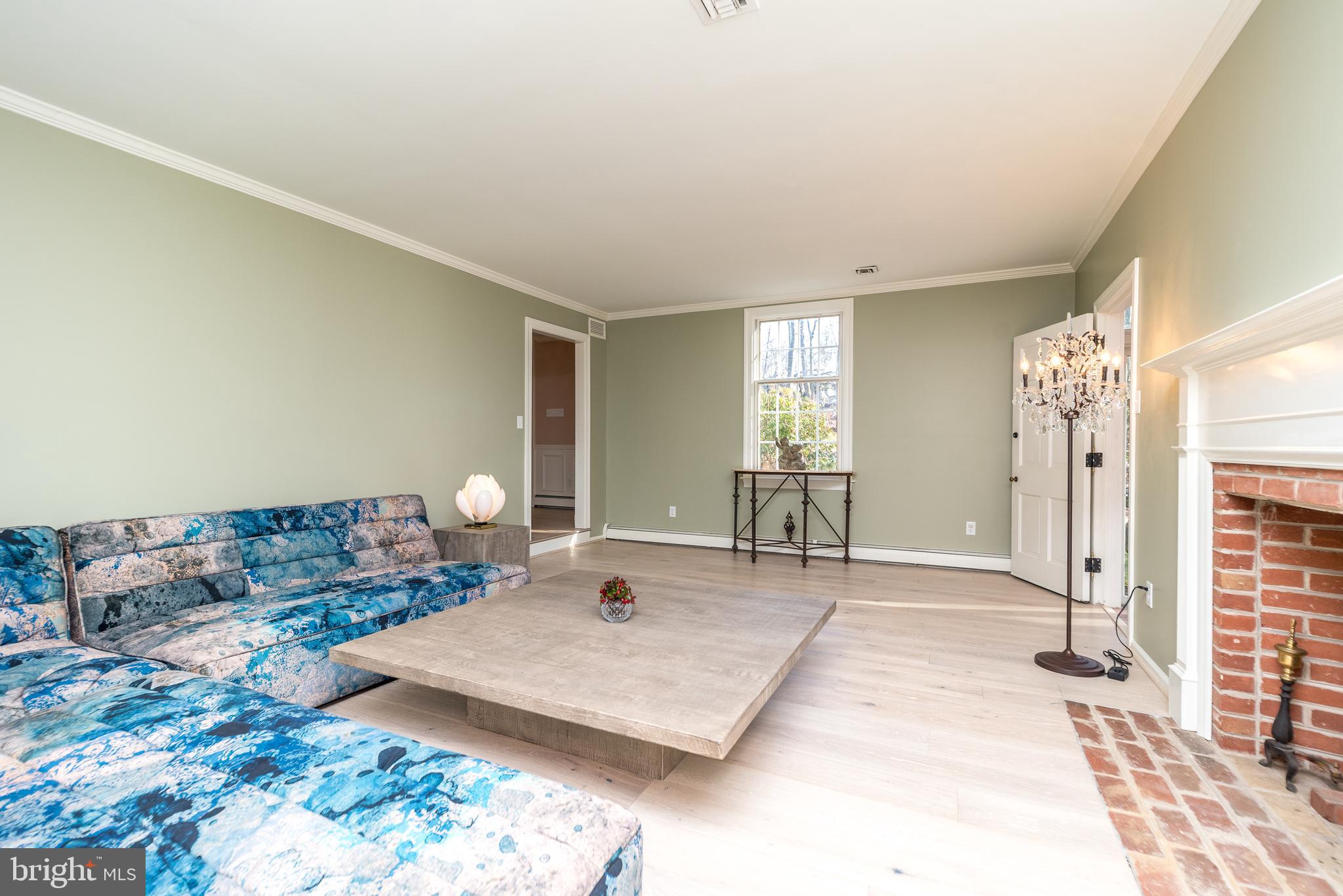 LAUREL RIDGE - Residential