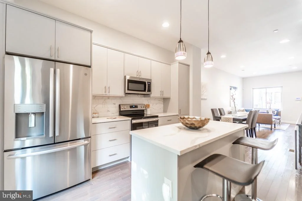 2040 Titan Street, Philadelphia, PA 19146