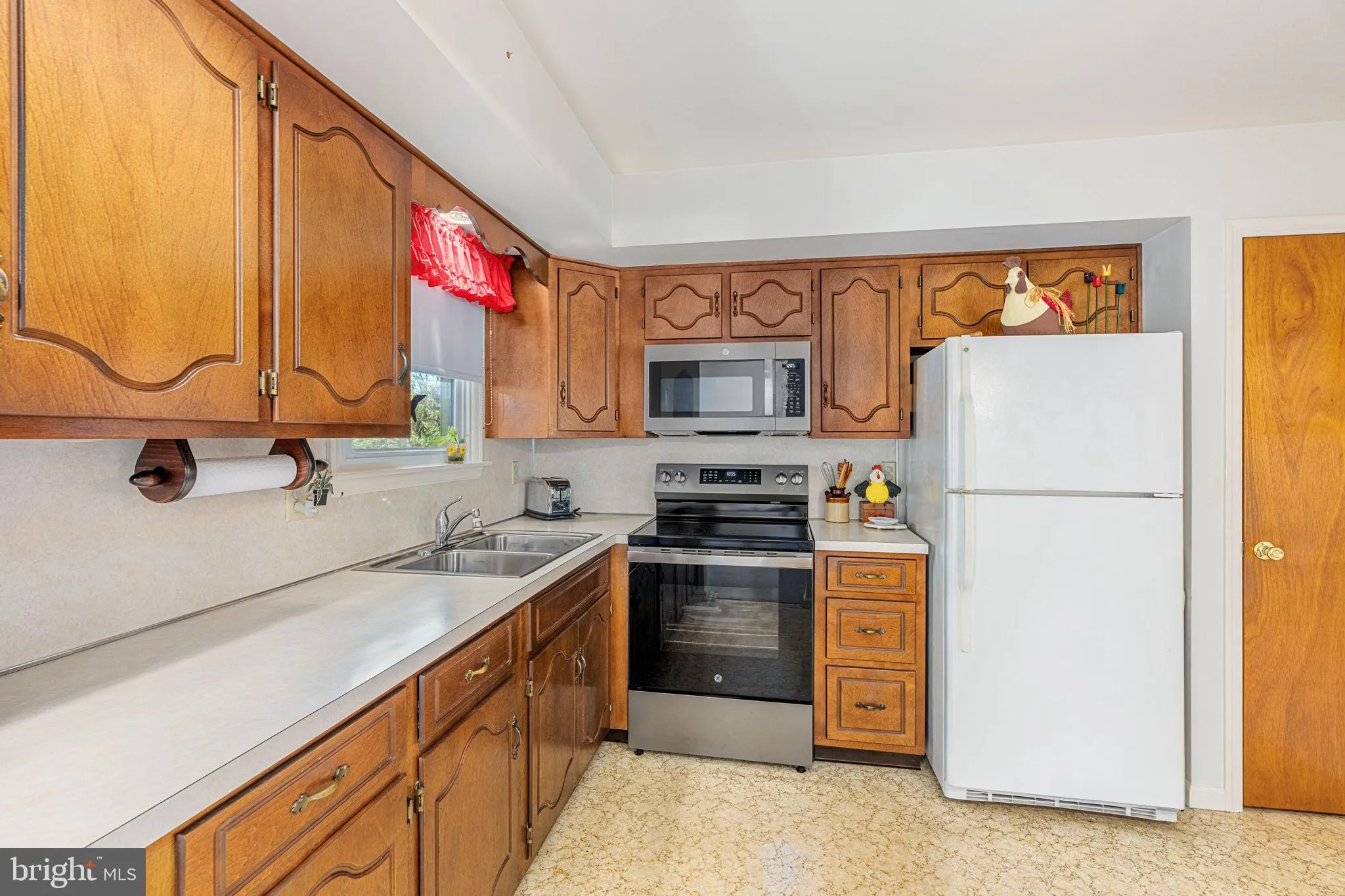 Slatington, Pennsylvania 18080, United States, 3 Bedrooms Bedrooms, ,2 BathroomsBathrooms,Residential,Active,215839