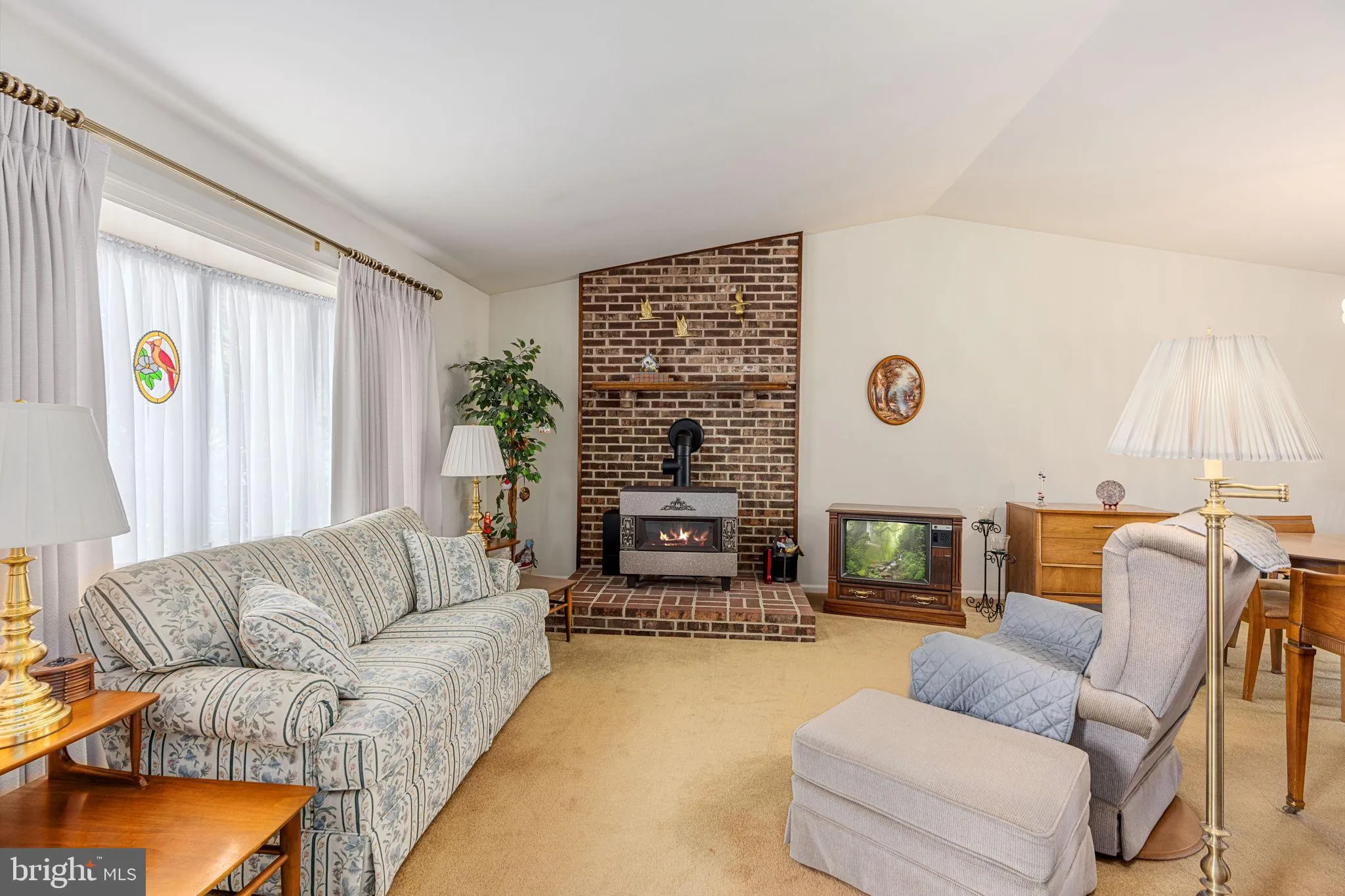 Slatington, Pennsylvania 18080, United States, 3 Bedrooms Bedrooms, ,2 BathroomsBathrooms,Residential,Active,215839