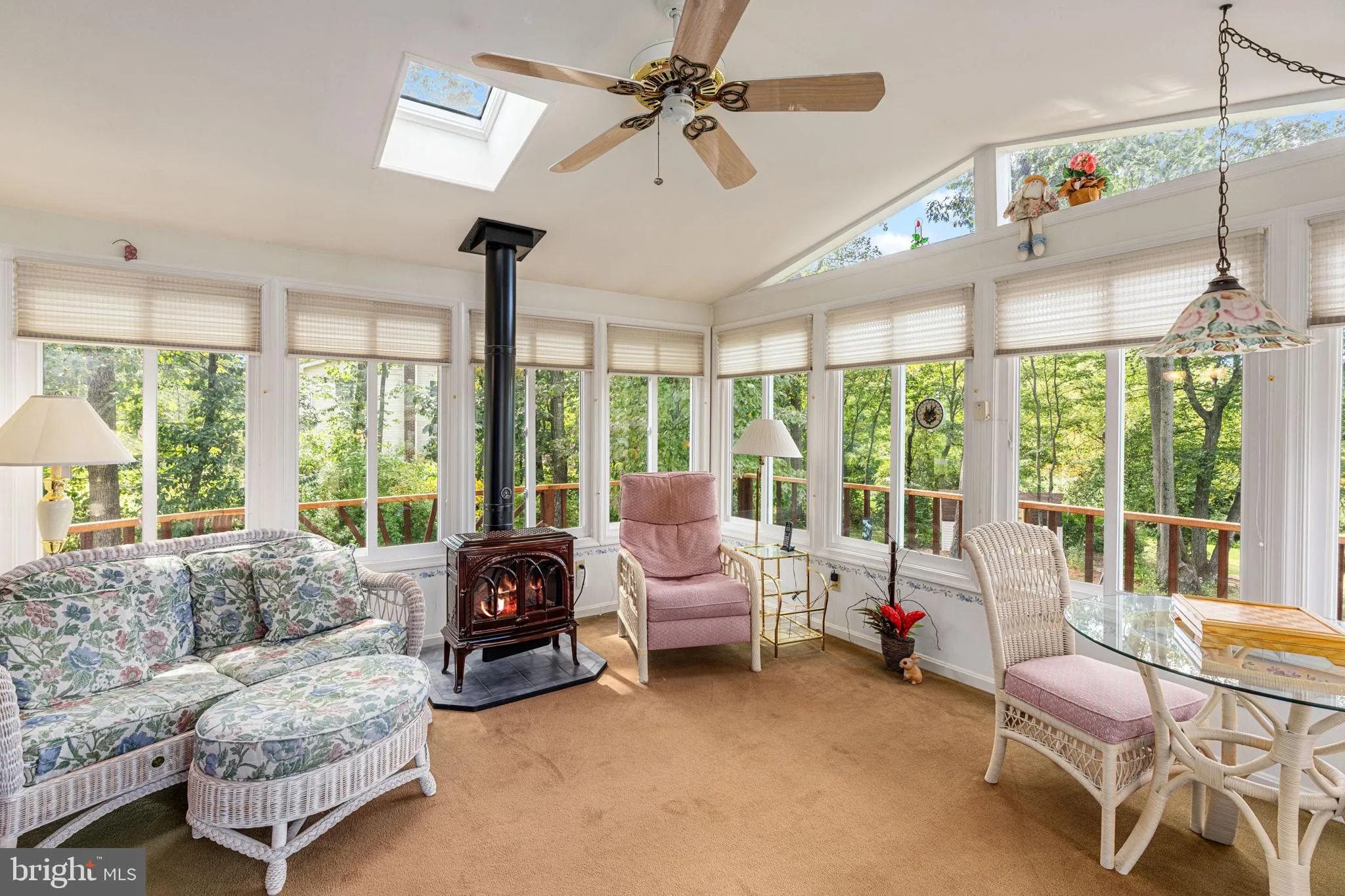 Slatington, Pennsylvania 18080, United States, 3 Bedrooms Bedrooms, ,2 BathroomsBathrooms,Residential,Active,215839