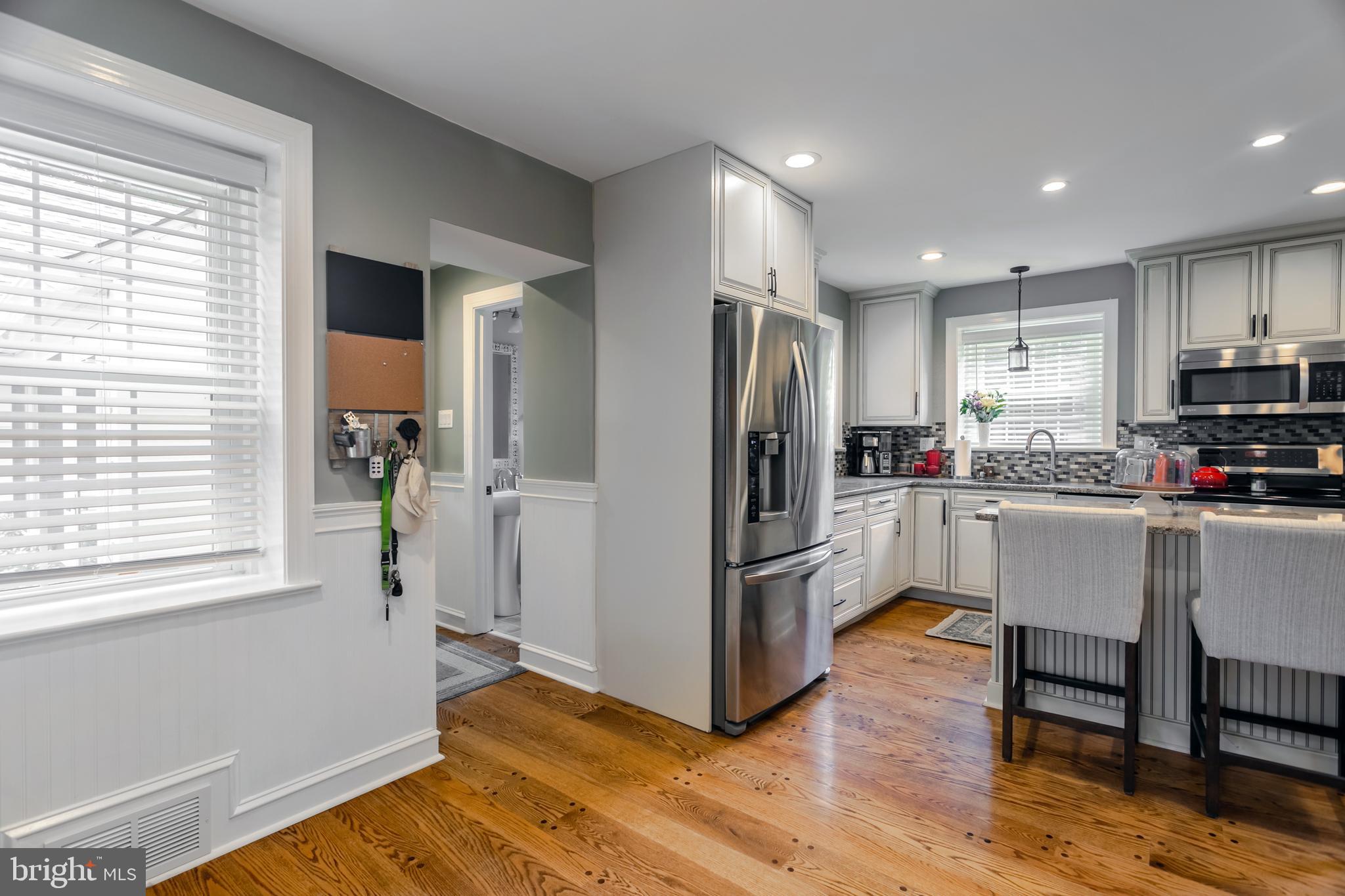 ARONIMINK ESTATES - Residential