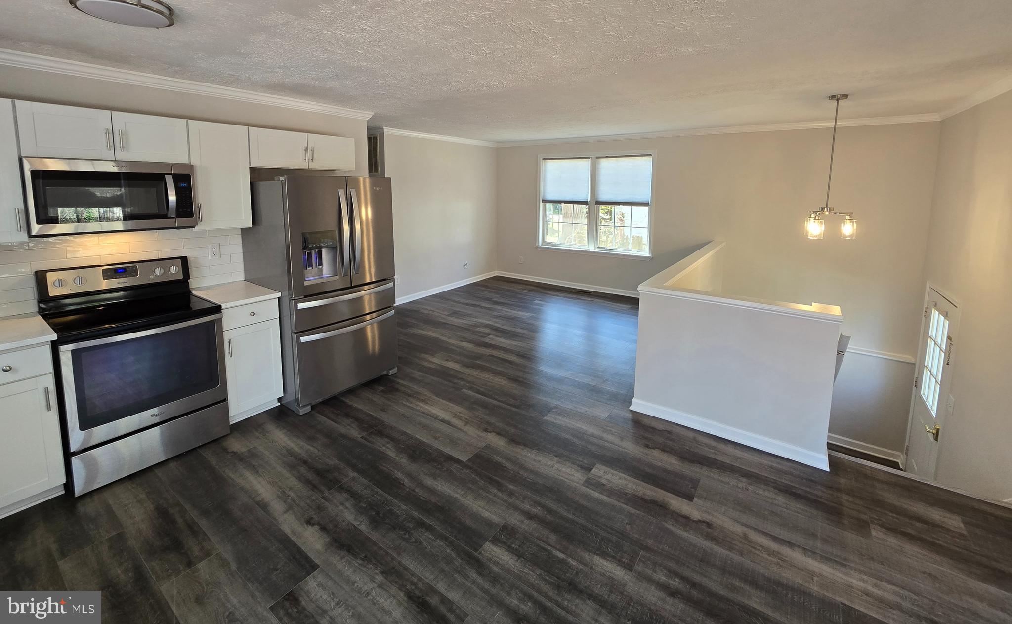 WHITE SANDS - Residential