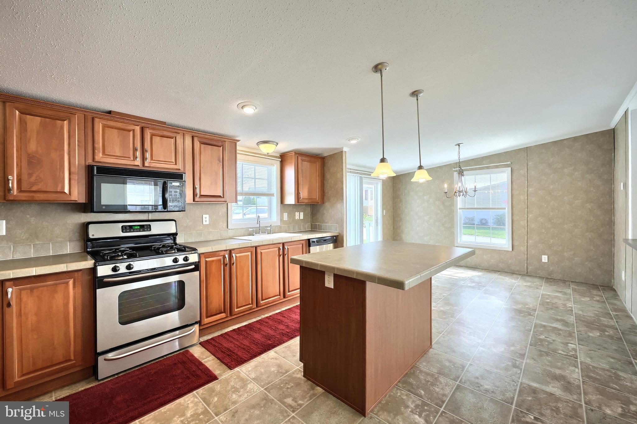 EAGLE VIEW - Residential