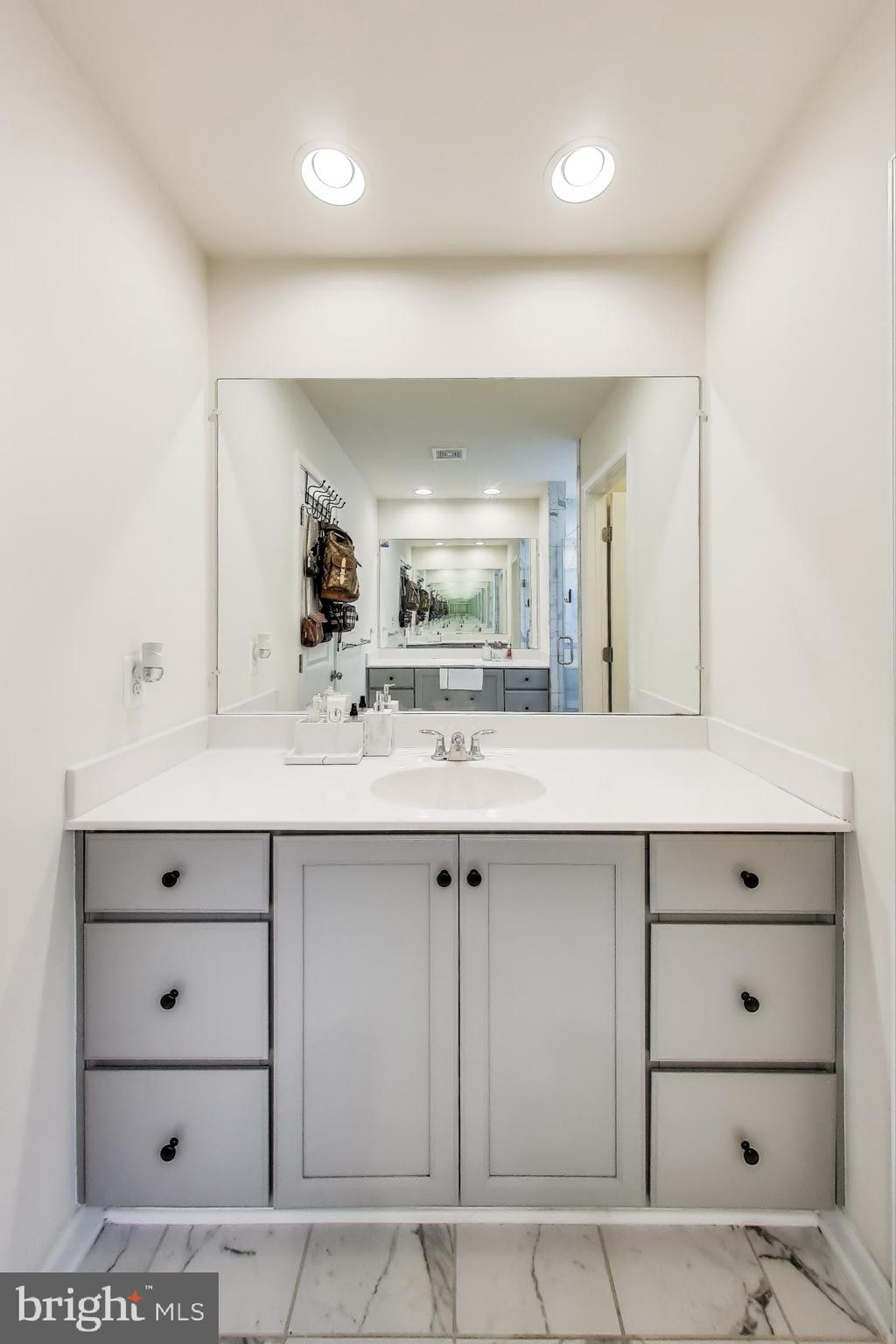 EMBREY MILL - Residential