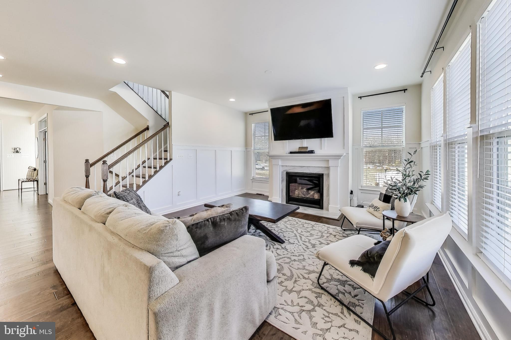 EMBREY MILL - Residential