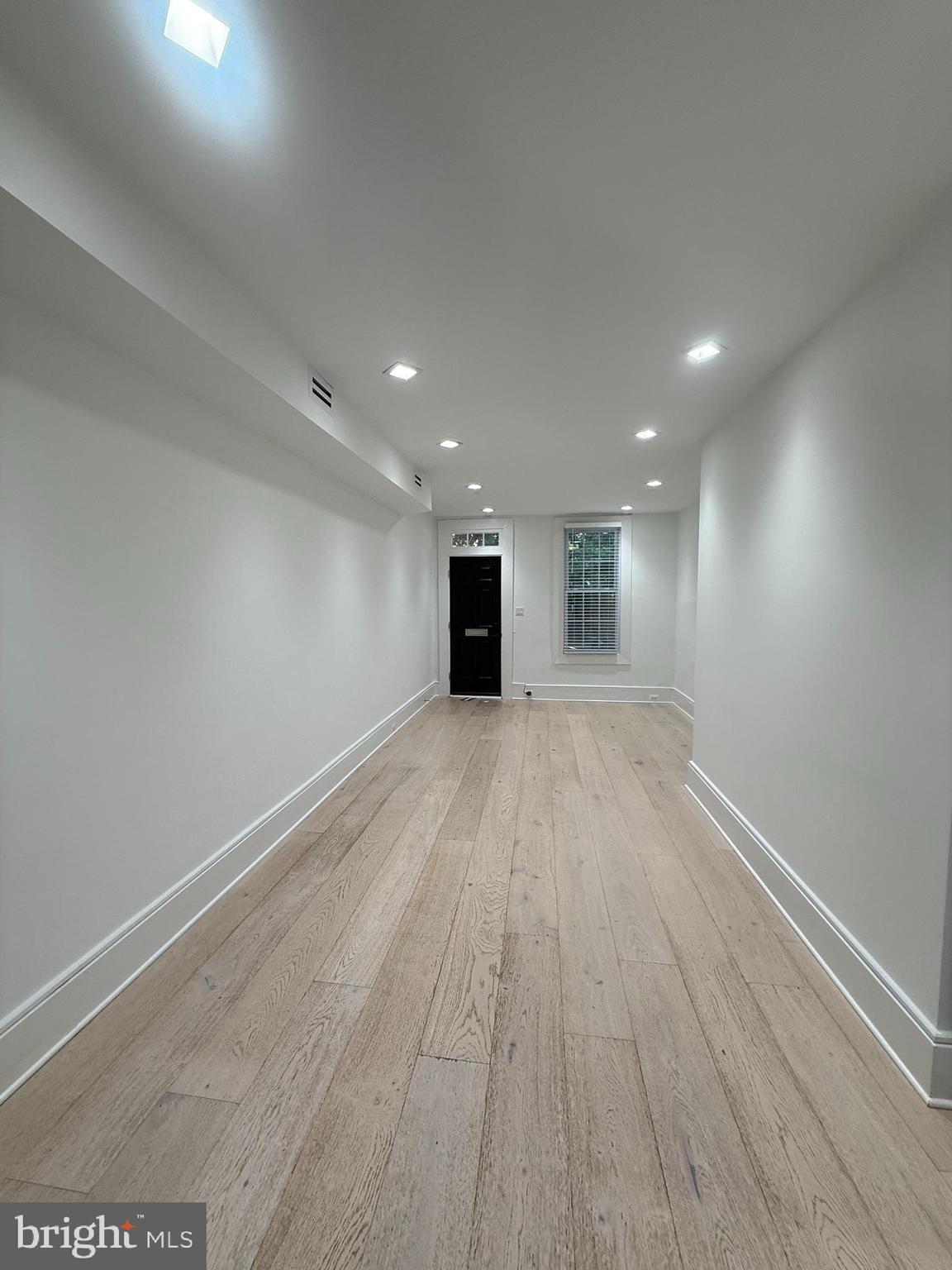 1664 AVON PLACE NW A