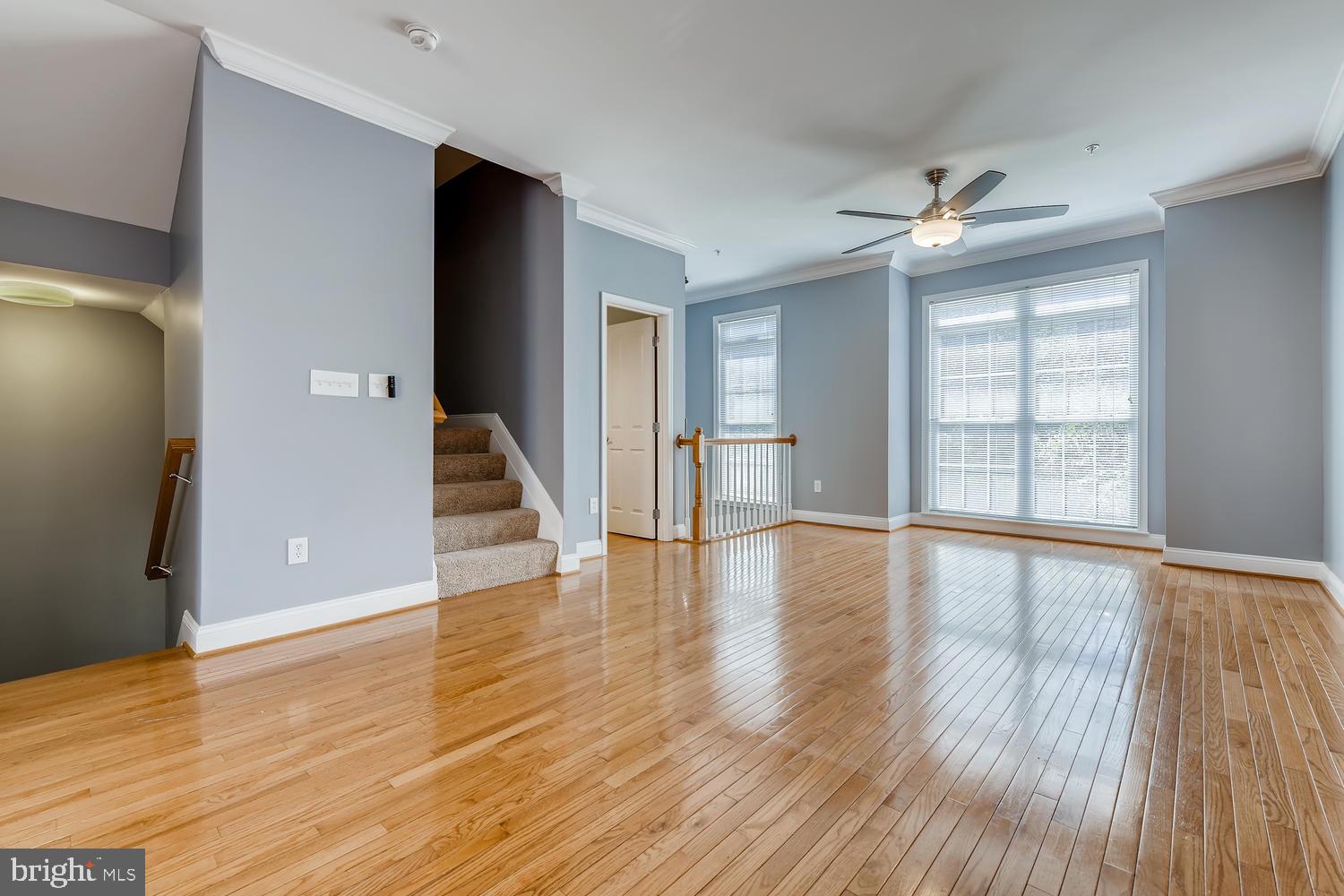 CAMDEN CROSSING - Residential Lease