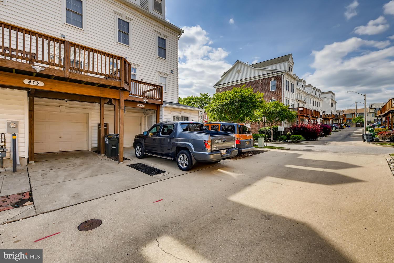 CAMDEN CROSSING - Residential Lease