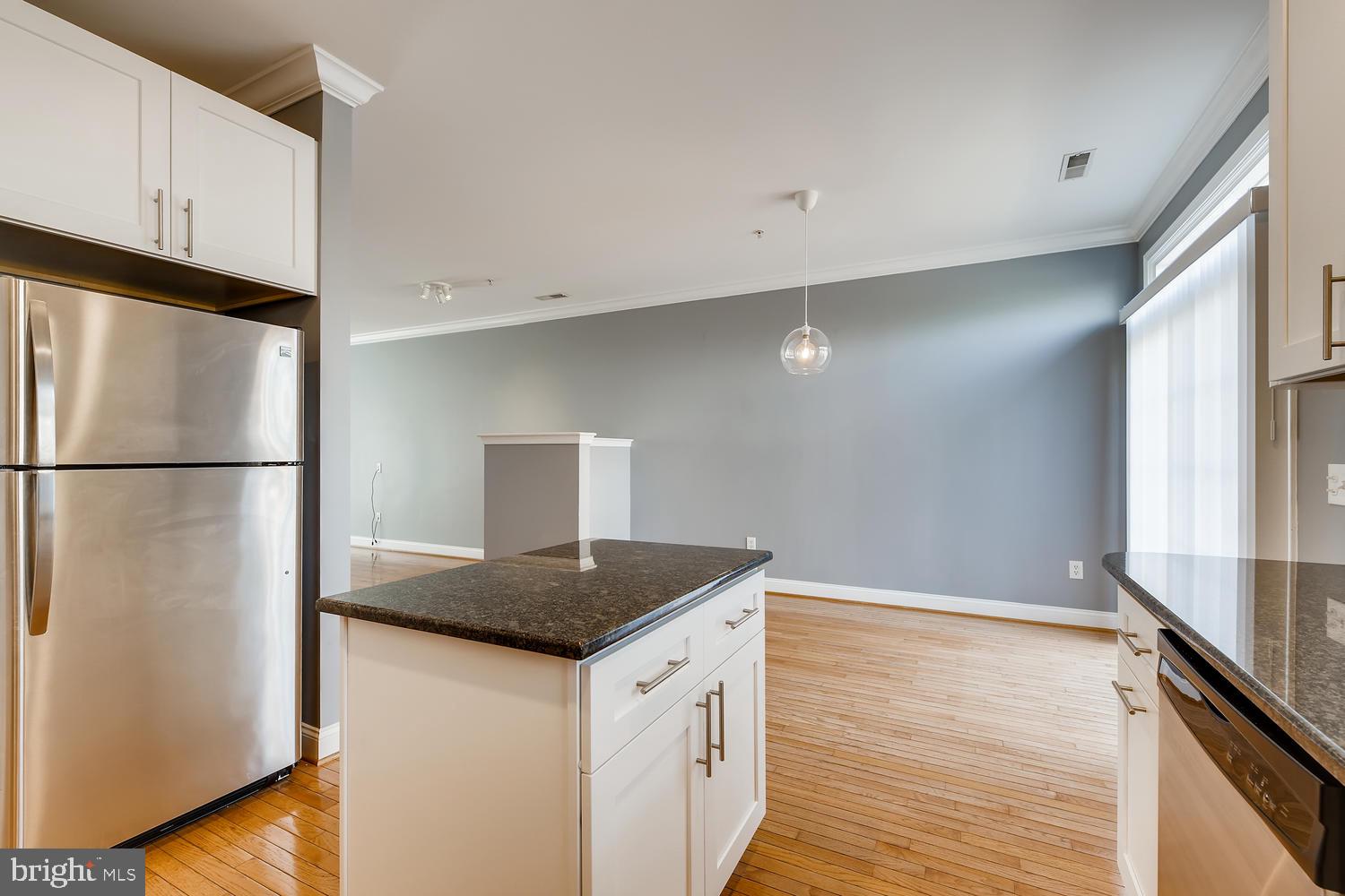 CAMDEN CROSSING - Residential Lease