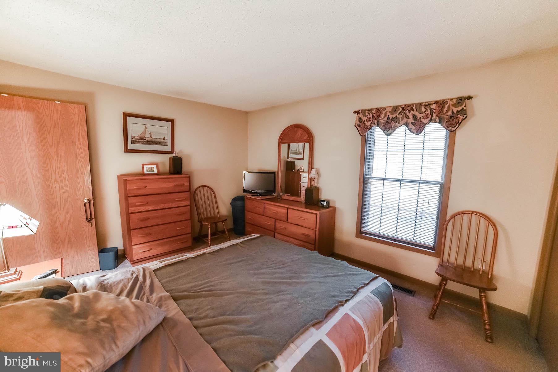 CEDAR COVE - Residential