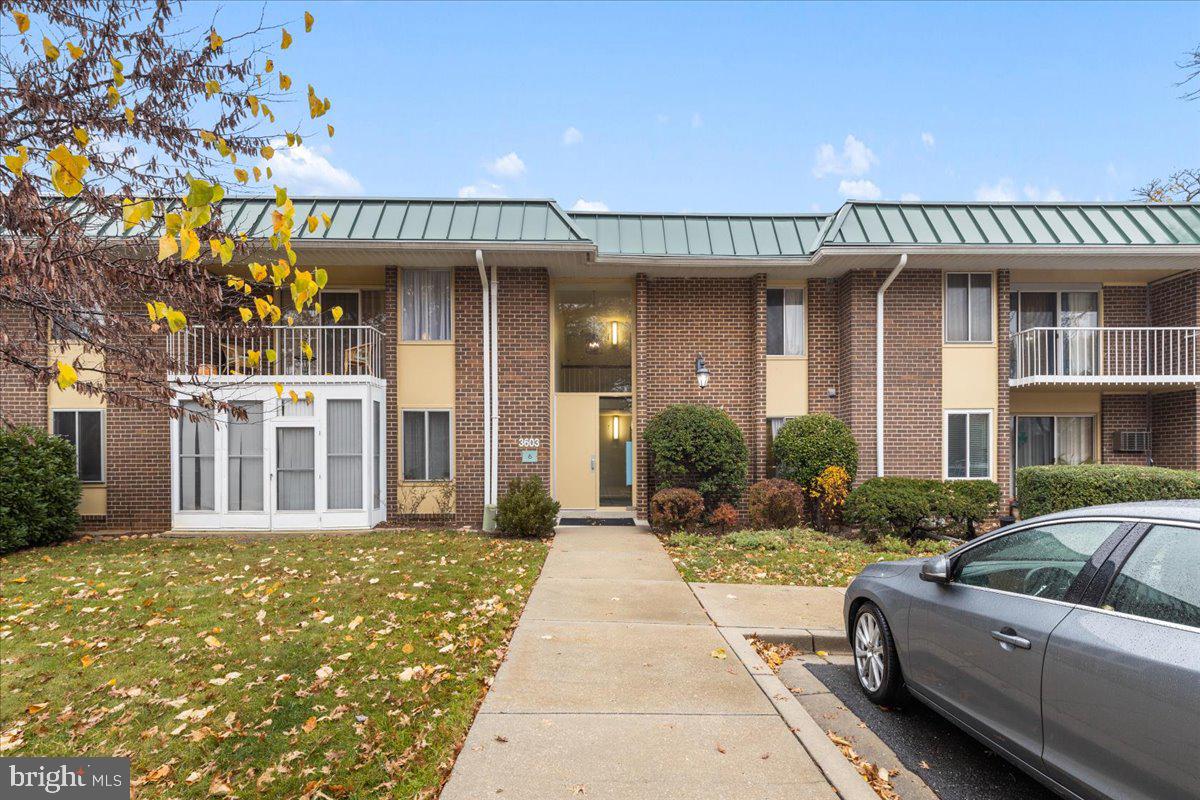 LEISURE WORLD - Residential