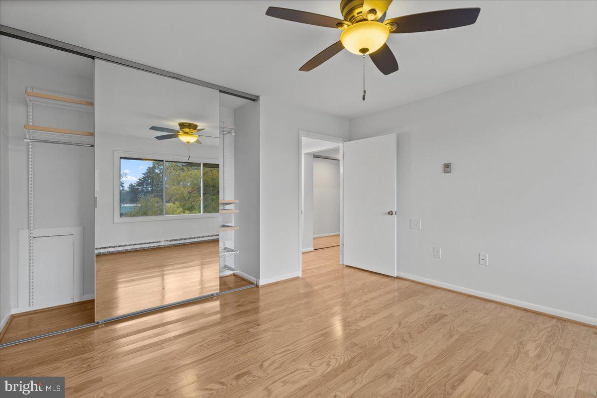 LEISURE WORLD - Residential