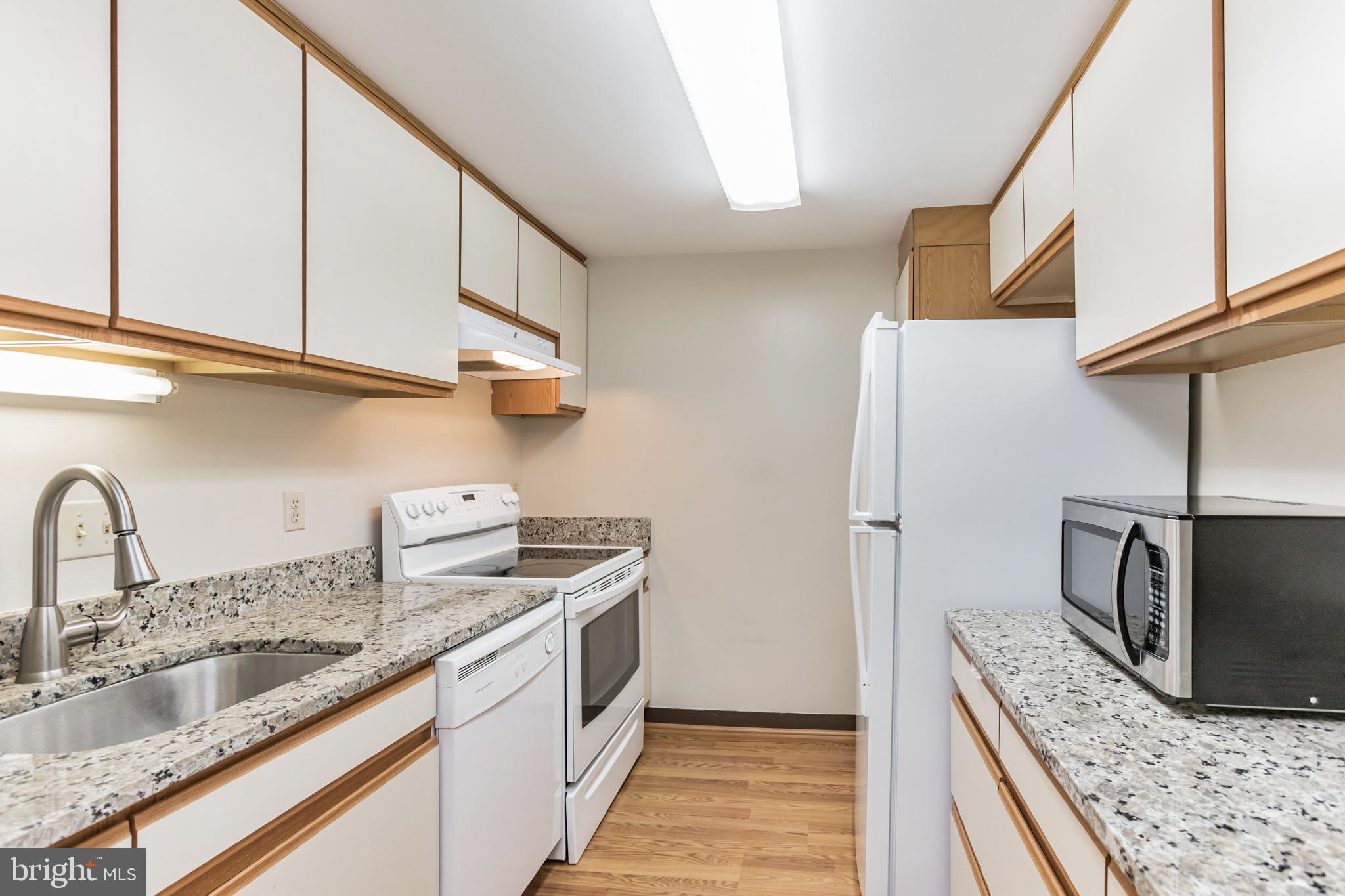 SENTINEL OF LANDMARK - Residential