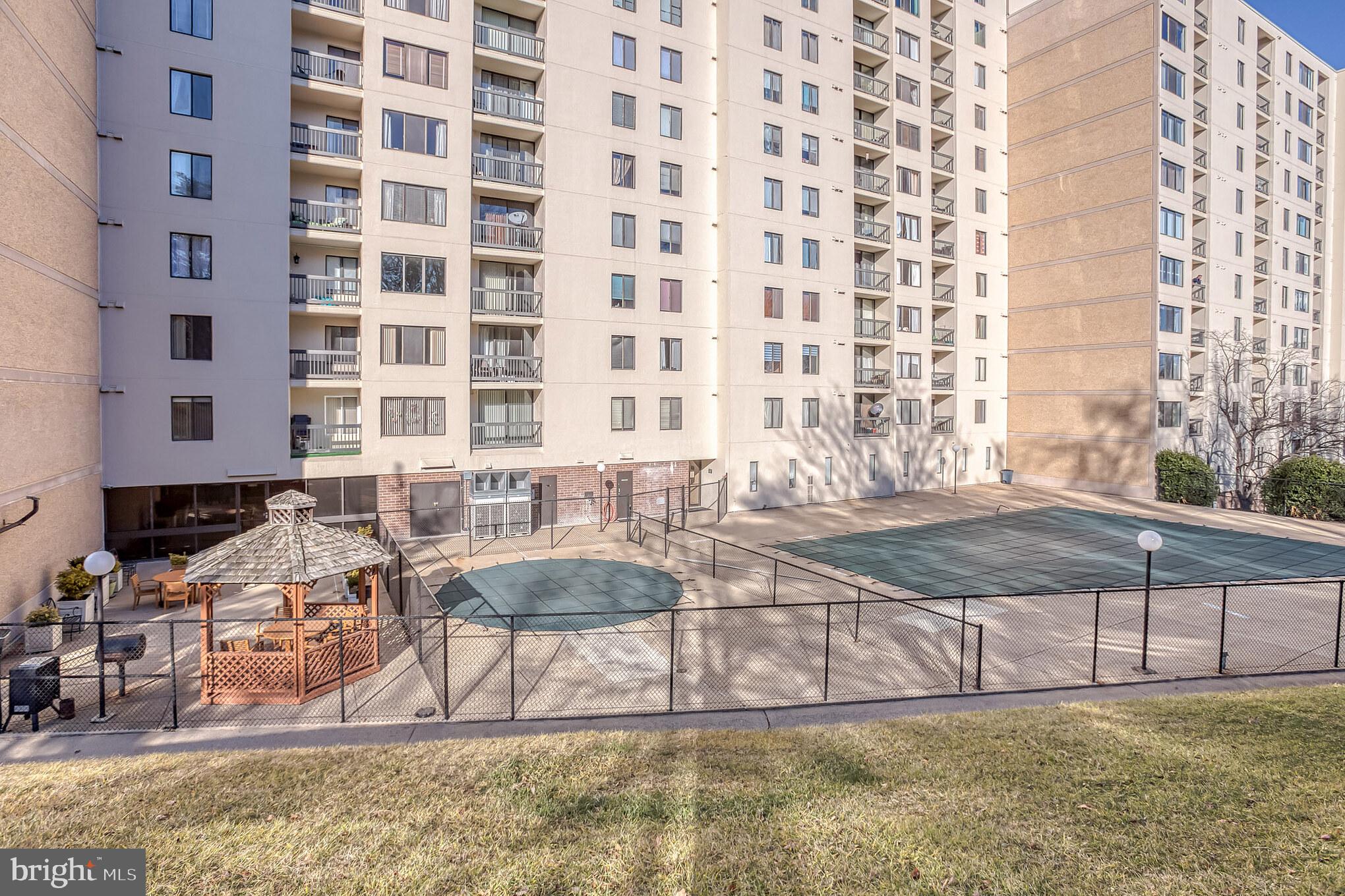 SENTINEL OF LANDMARK - Residential