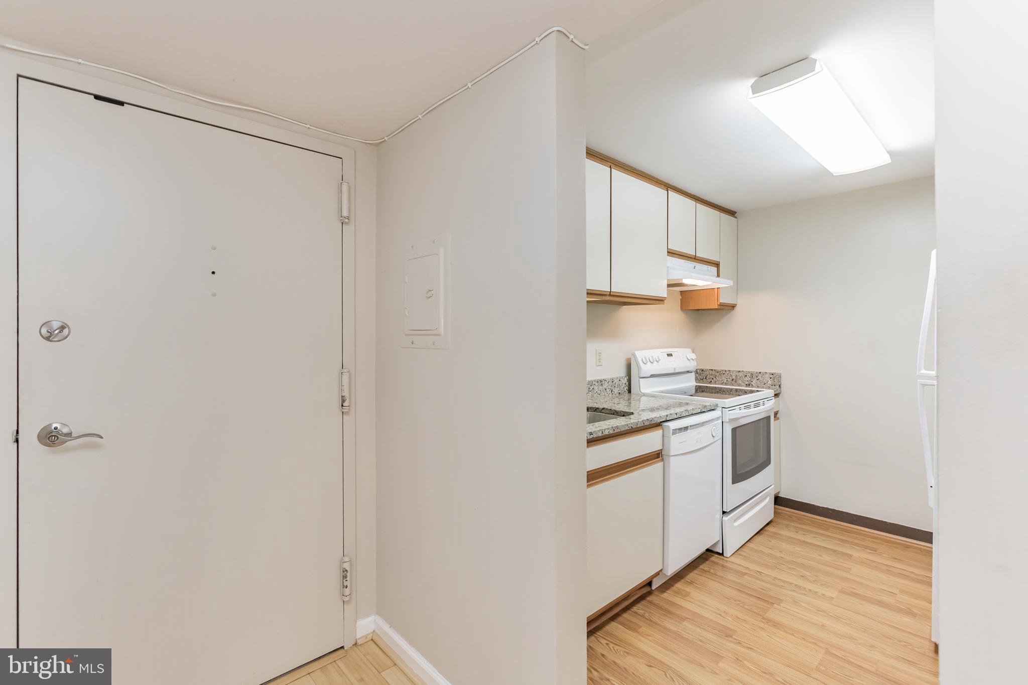 SENTINEL OF LANDMARK - Residential