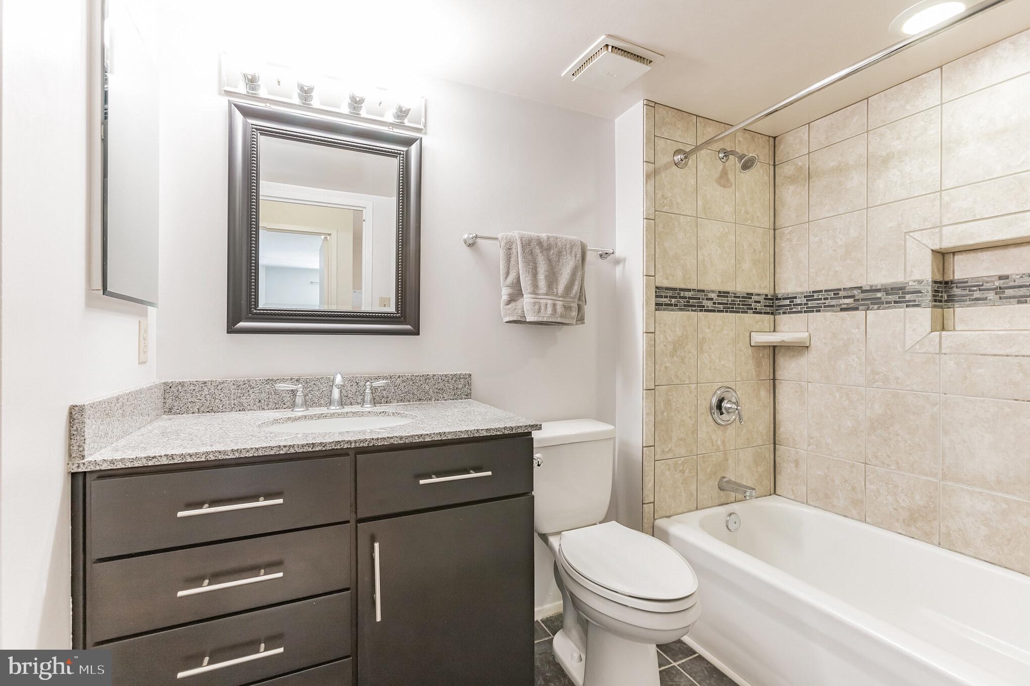 SENTINEL OF LANDMARK - Residential