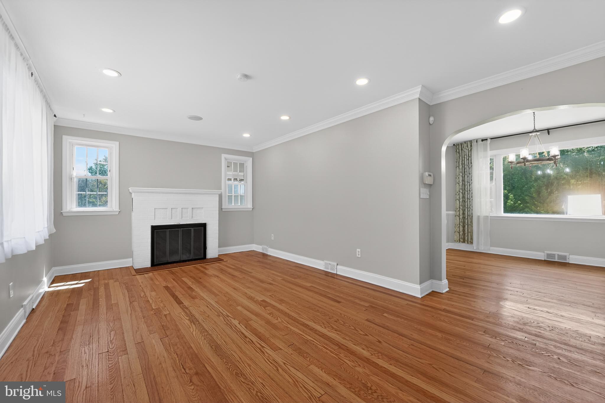 DARNALL MANOR - Residential