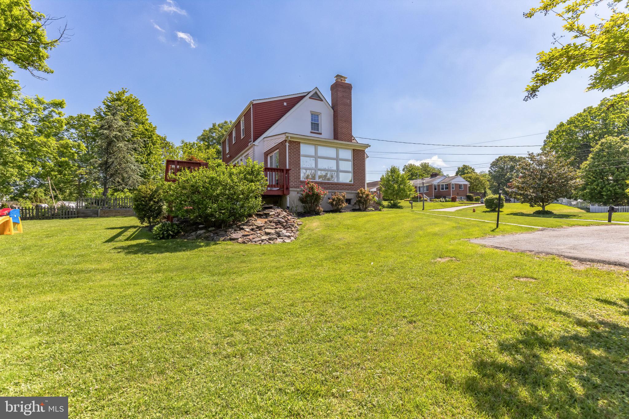 9408 DANA VISTA ROAD