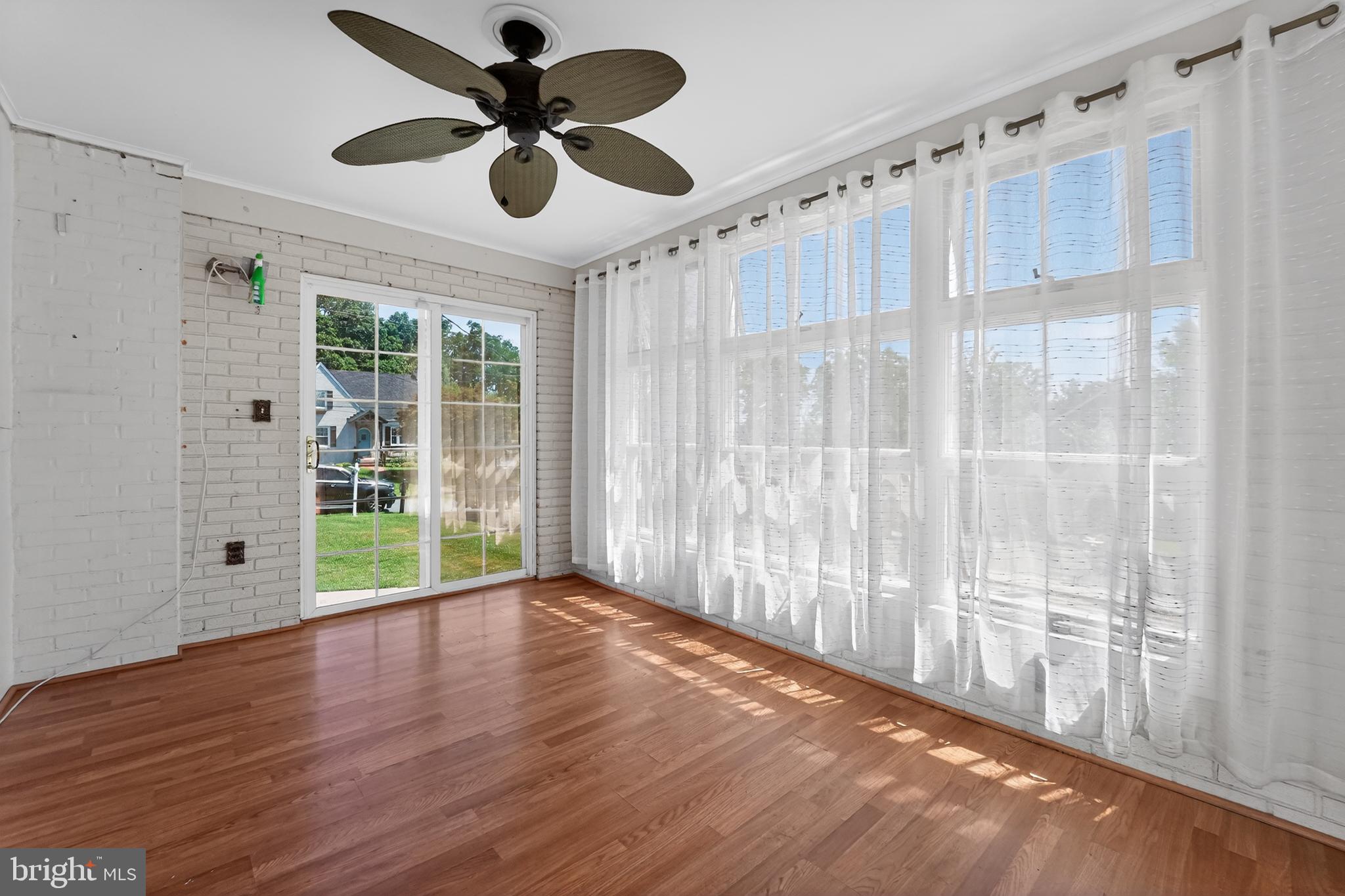 DARNALL MANOR - Residential